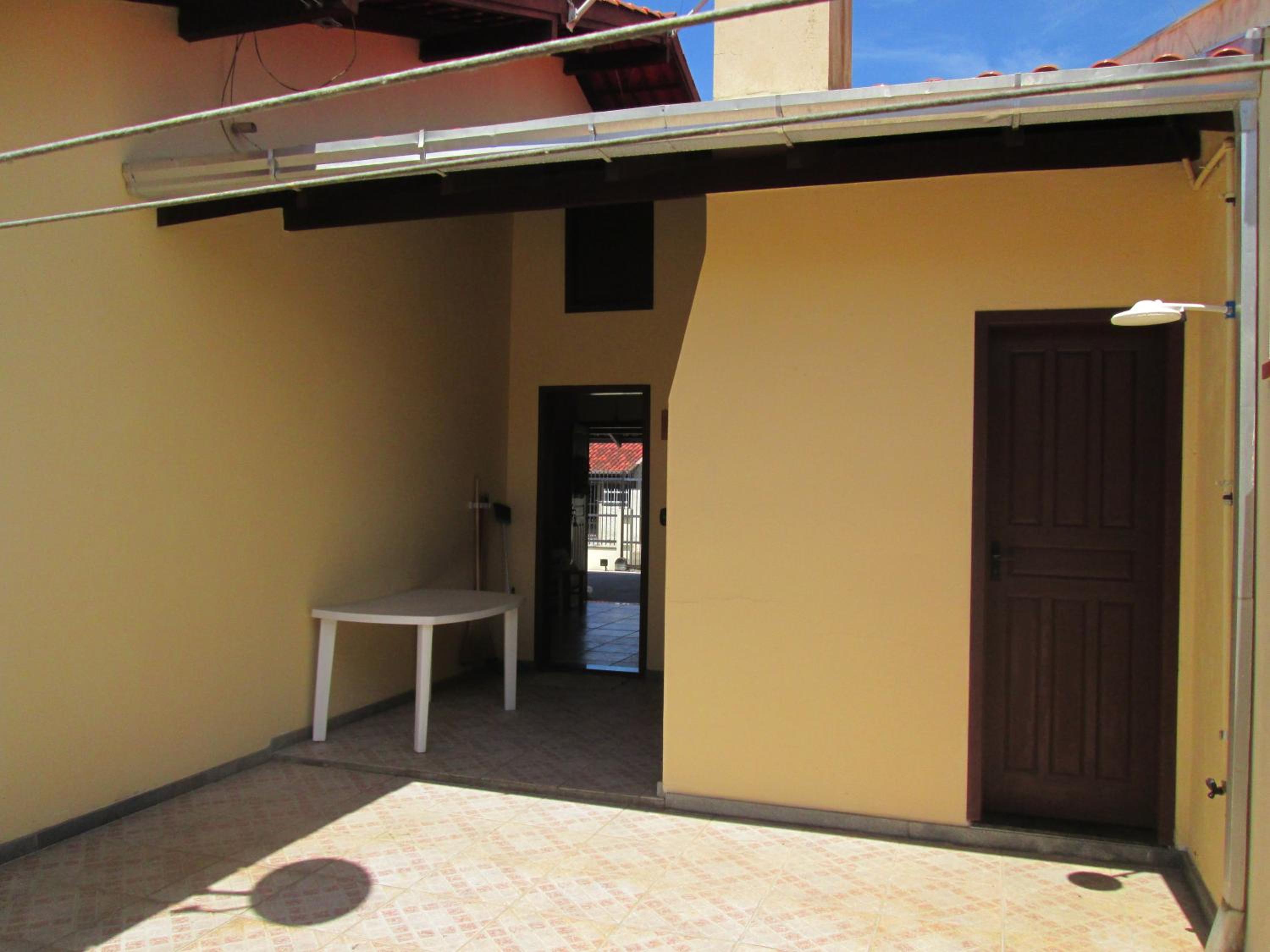 CASA EM PENHA SC PERTO DO BETO CARRERO E DA PRAIA