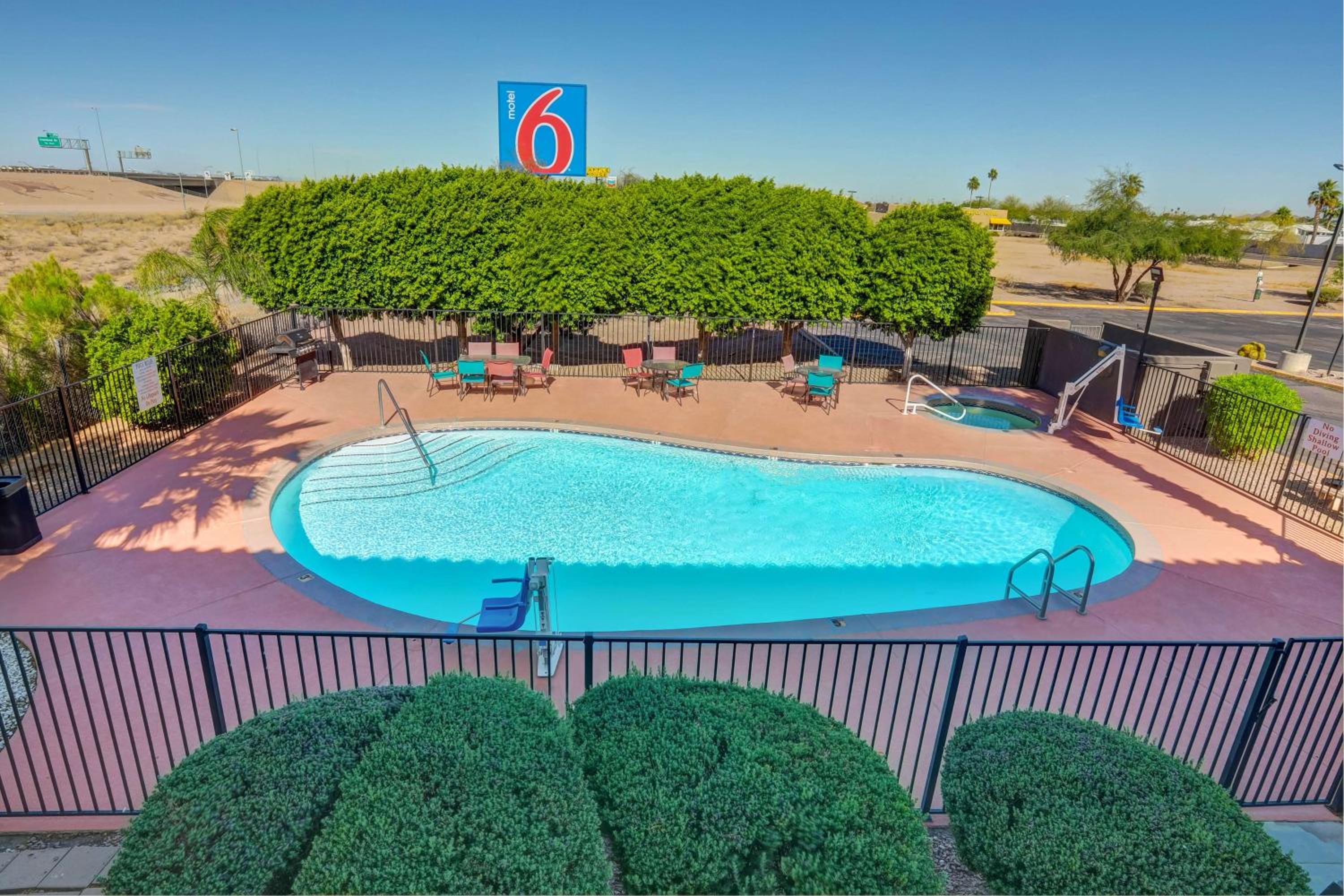 Motel 6-Apache Junction, AZ - Property Image 26