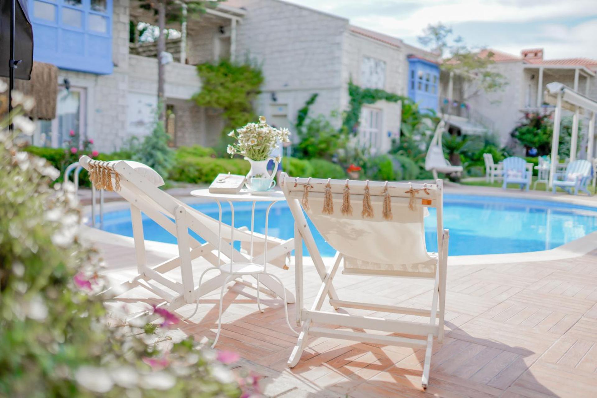 Alacati Marina Palace