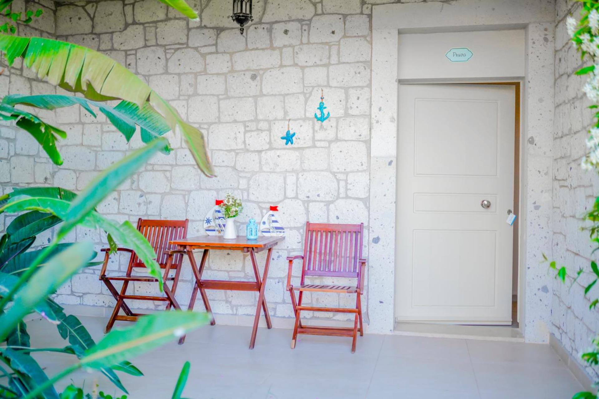 Alacati Marina Palace