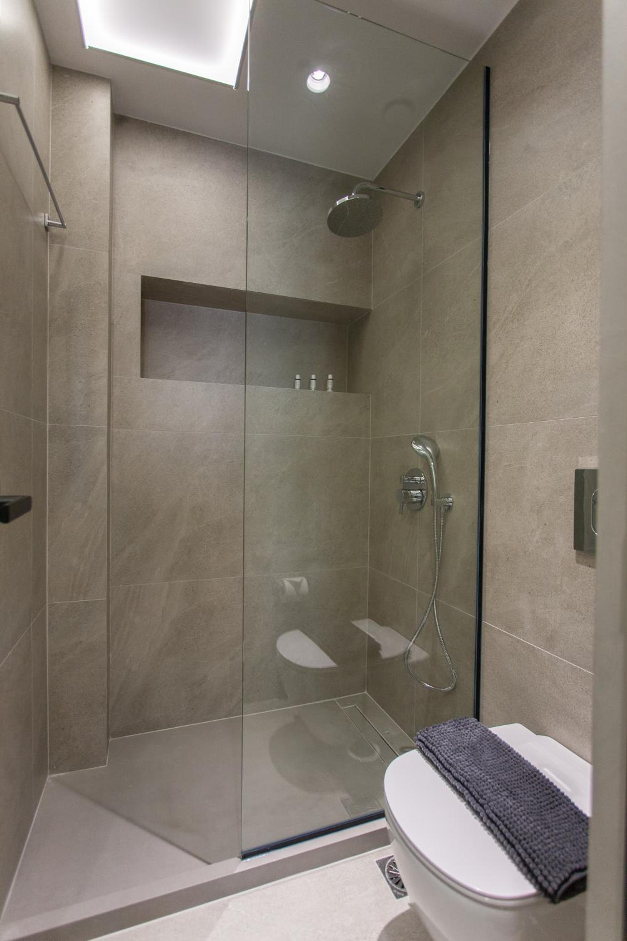 Agora Suites