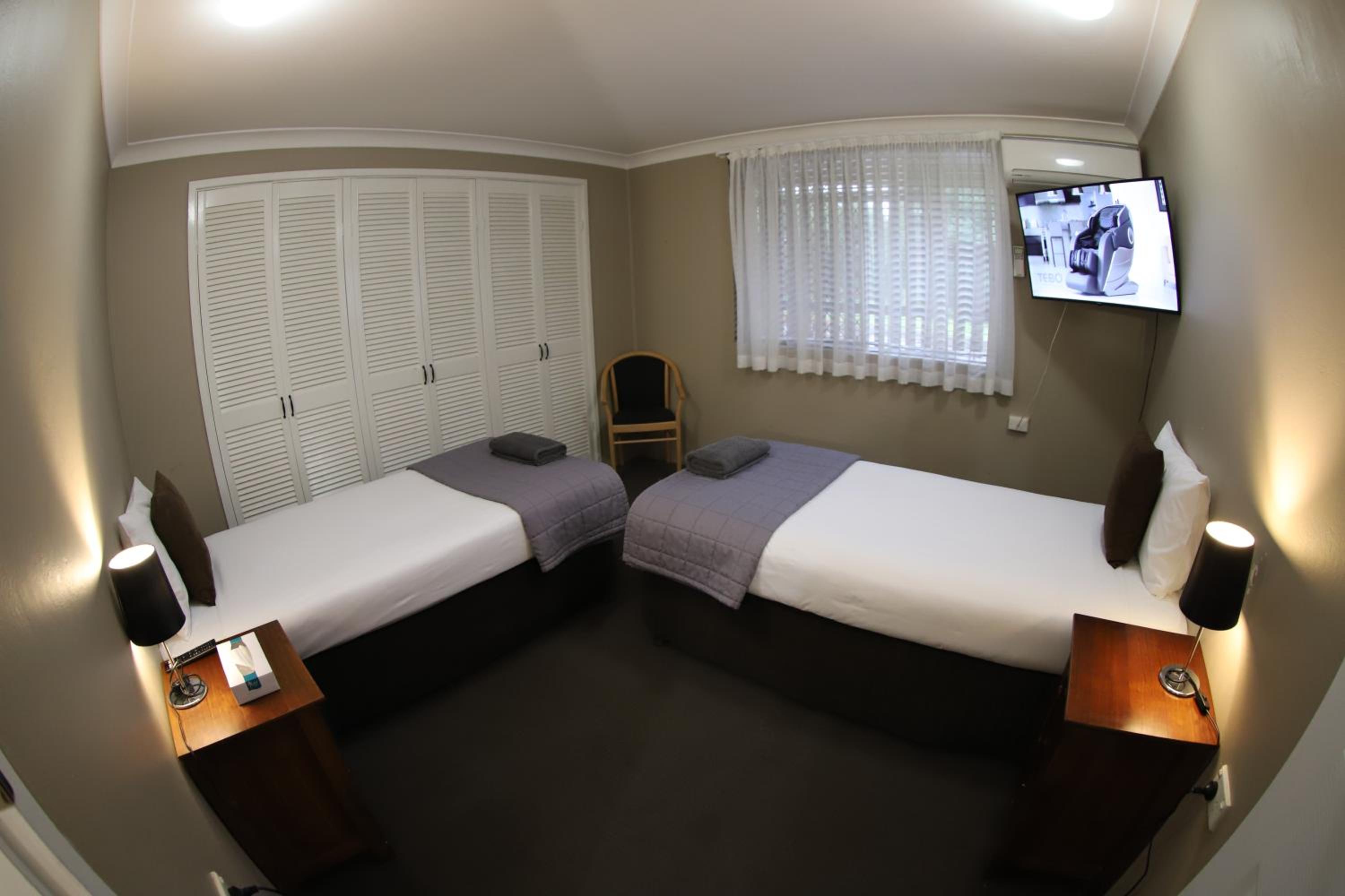 Sleepy Hill Motor Inn