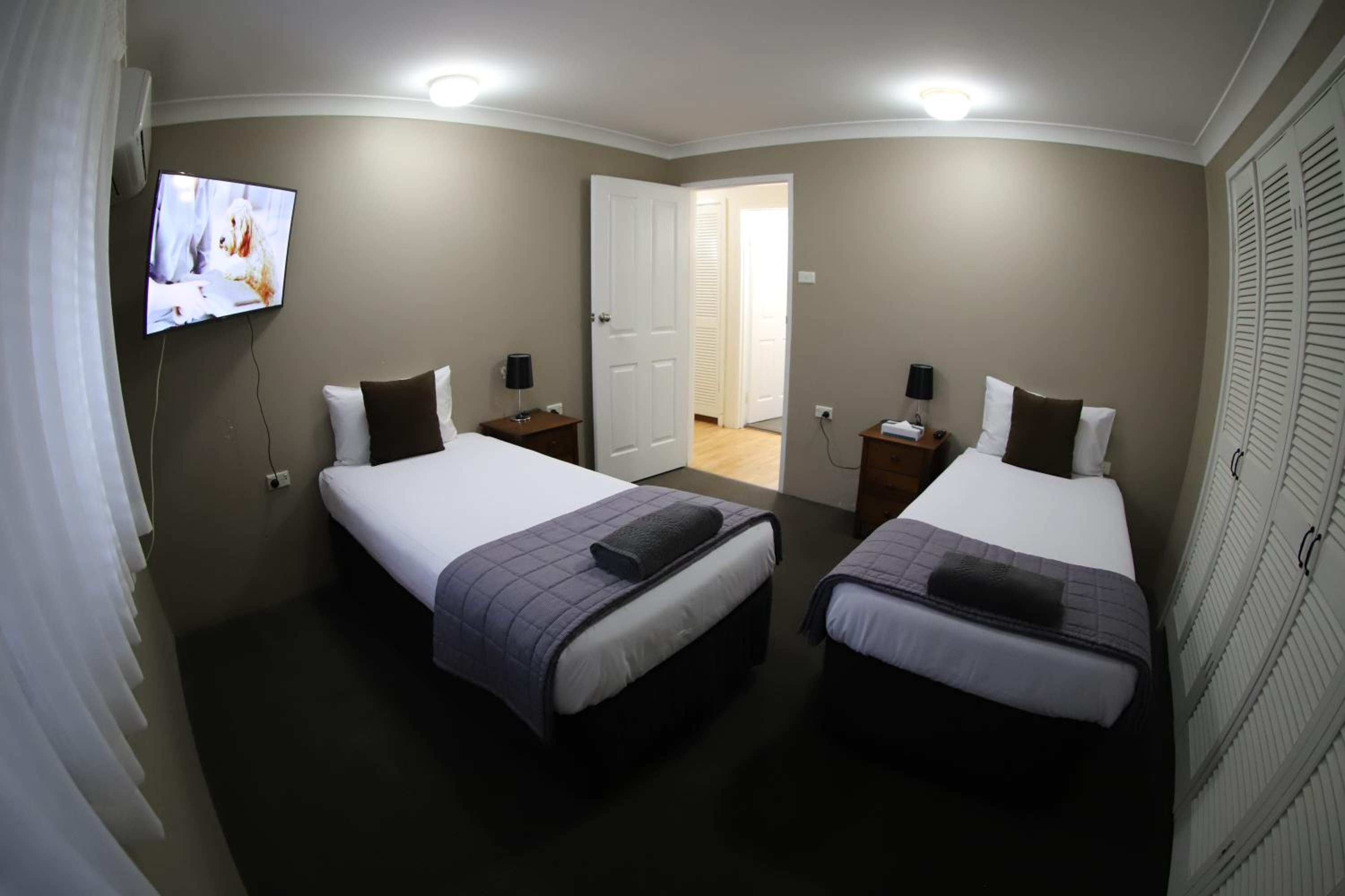 Sleepy Hill Motor Inn
