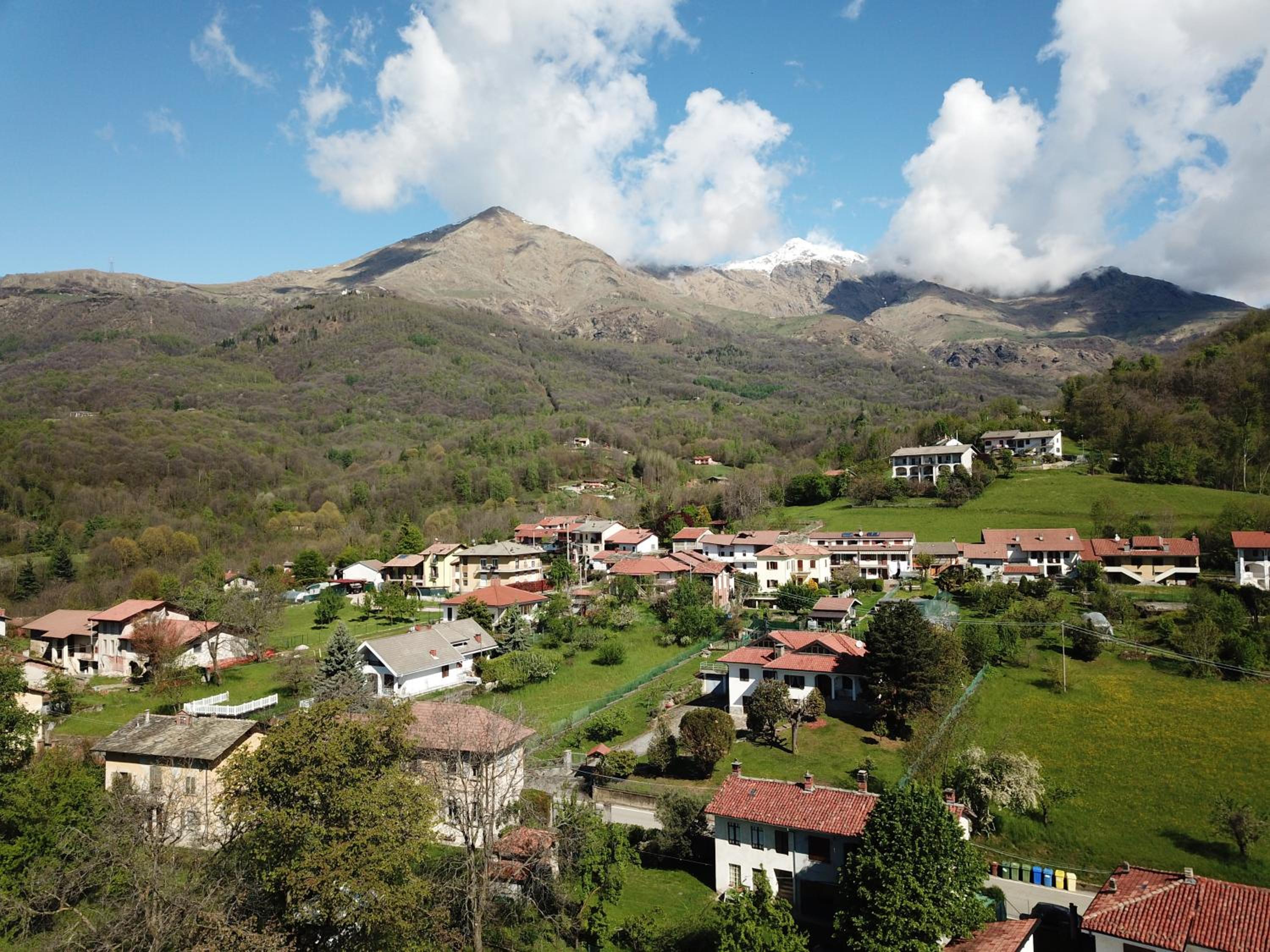 HOTELLERIE VALLE SACRA view 2