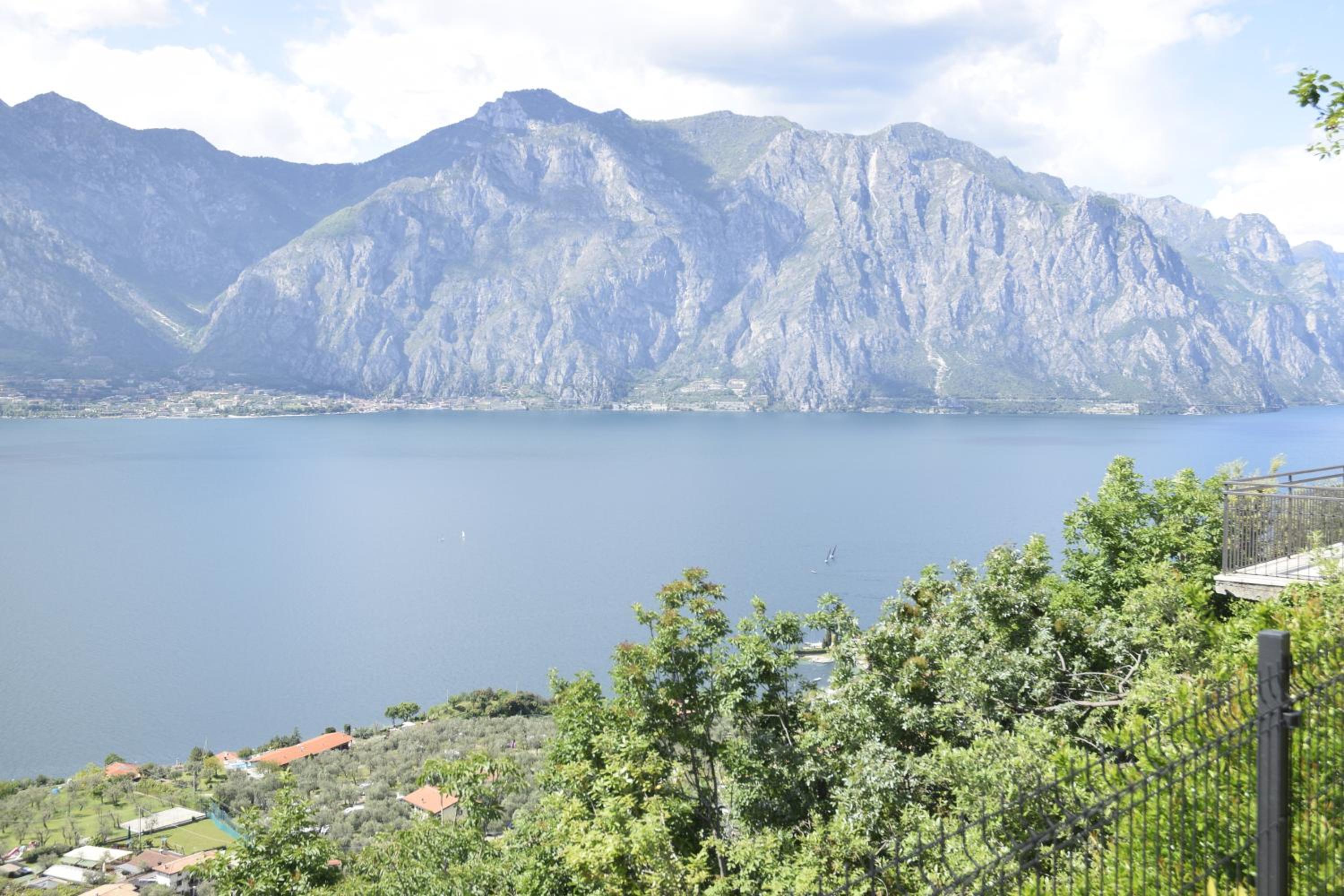Casa Baceschi view 2