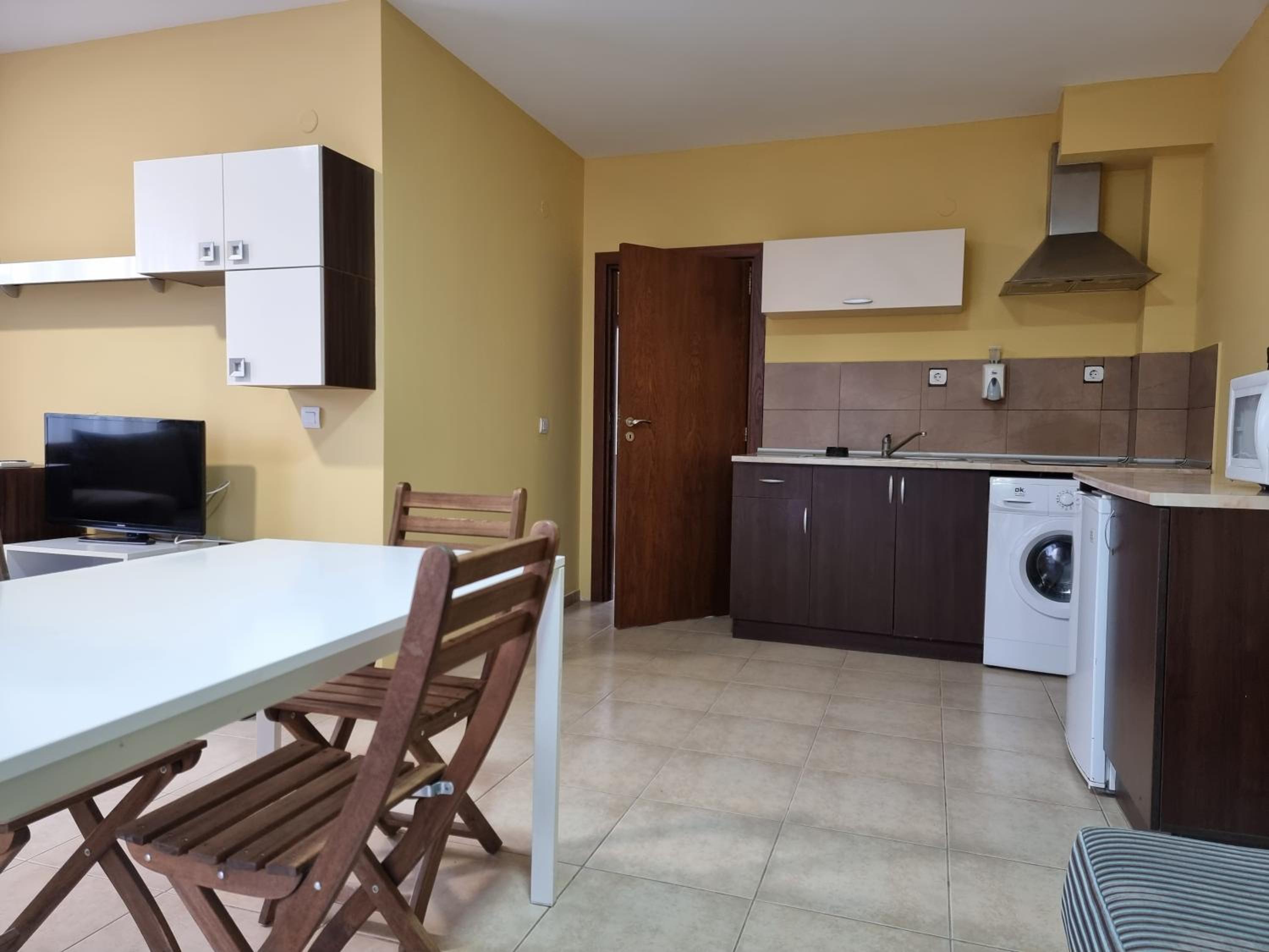 Kiara Apartments