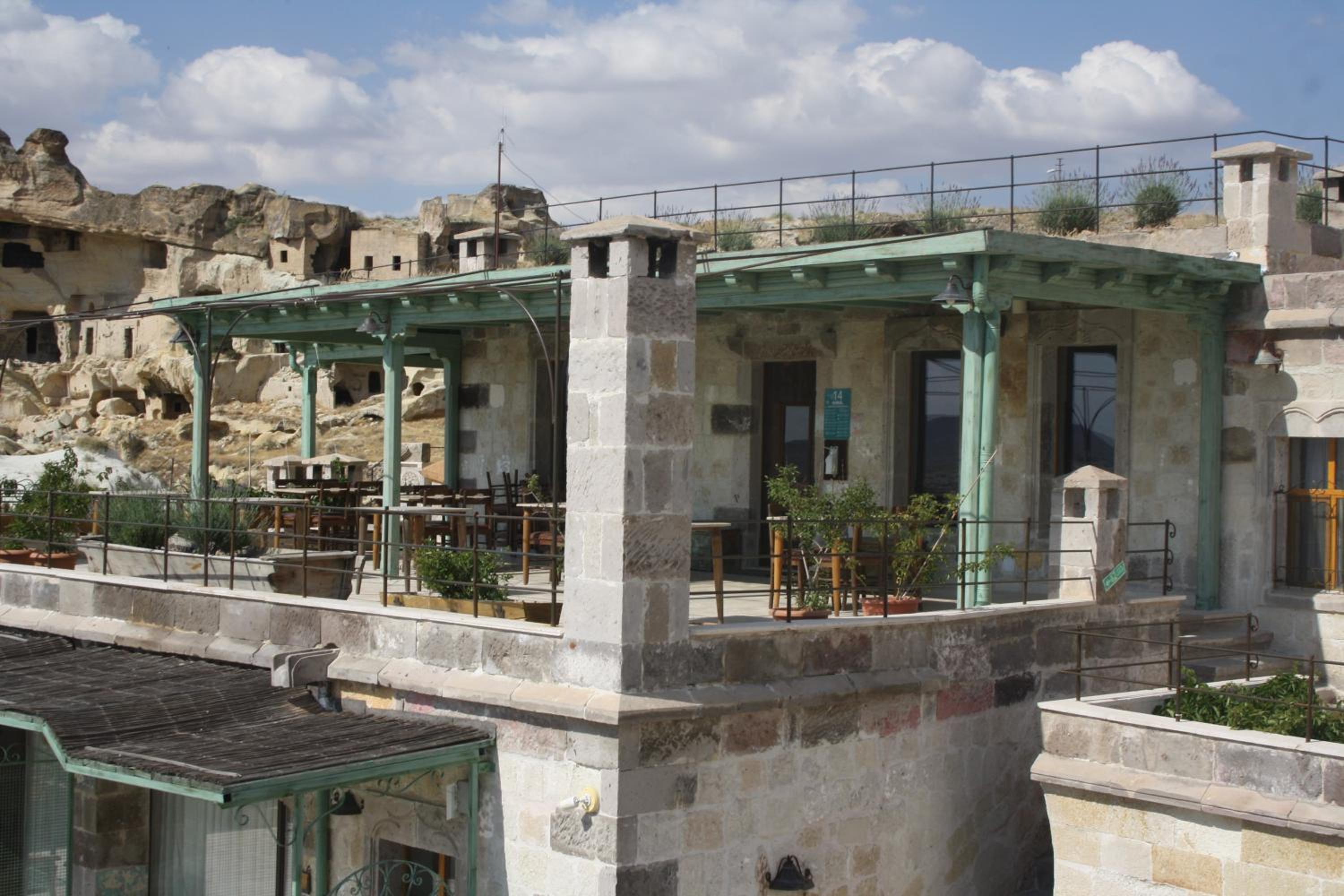 Seki Cave Suites - Image 58