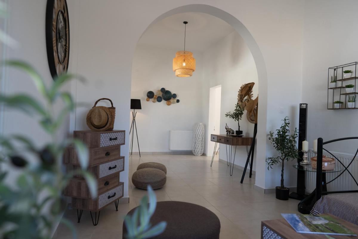 Iviskos House Apollonia Sifnos view 2