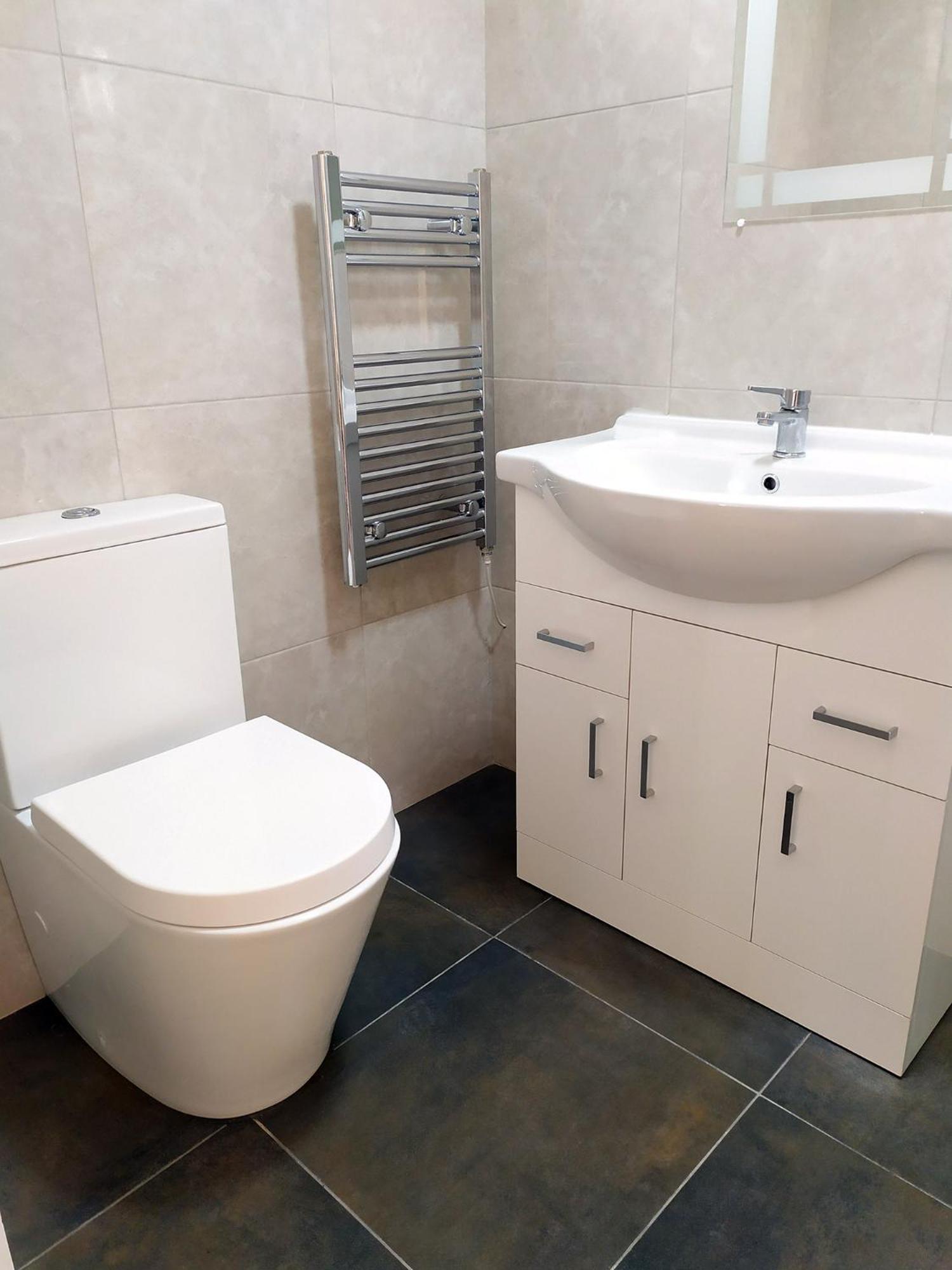 Oxford Vacations - The Yew Studio - Self contained one bed studio flat with parking - Property Image 7