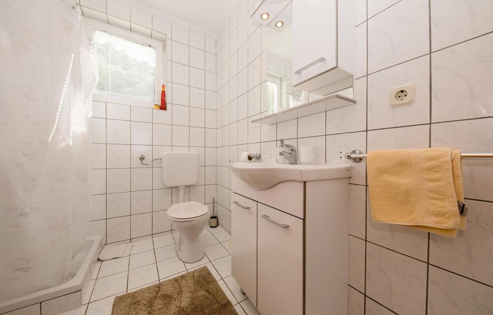 Apartments Halovic view 4