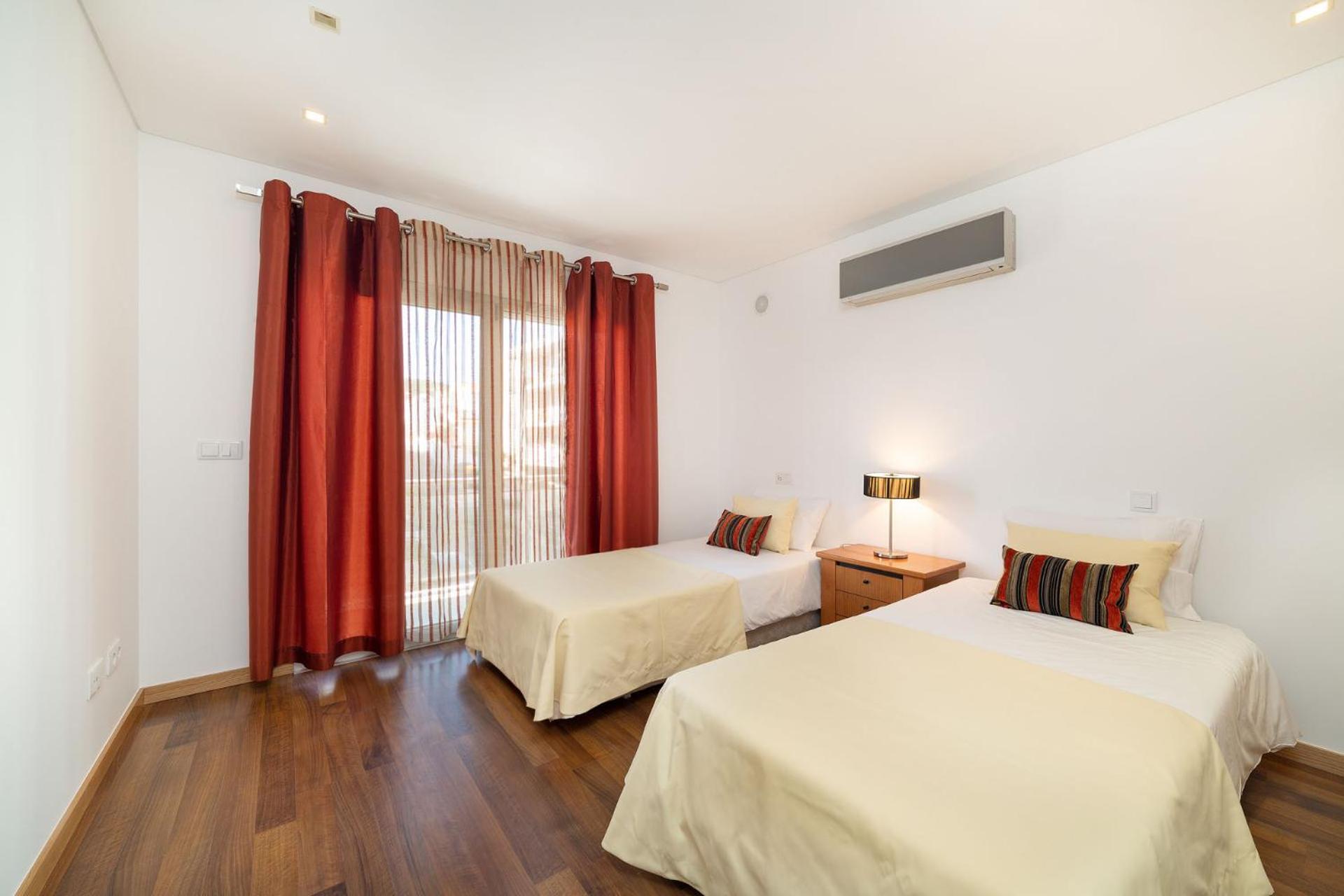 Baia Residence 2 - Holiday Apartments - By SCH view 5