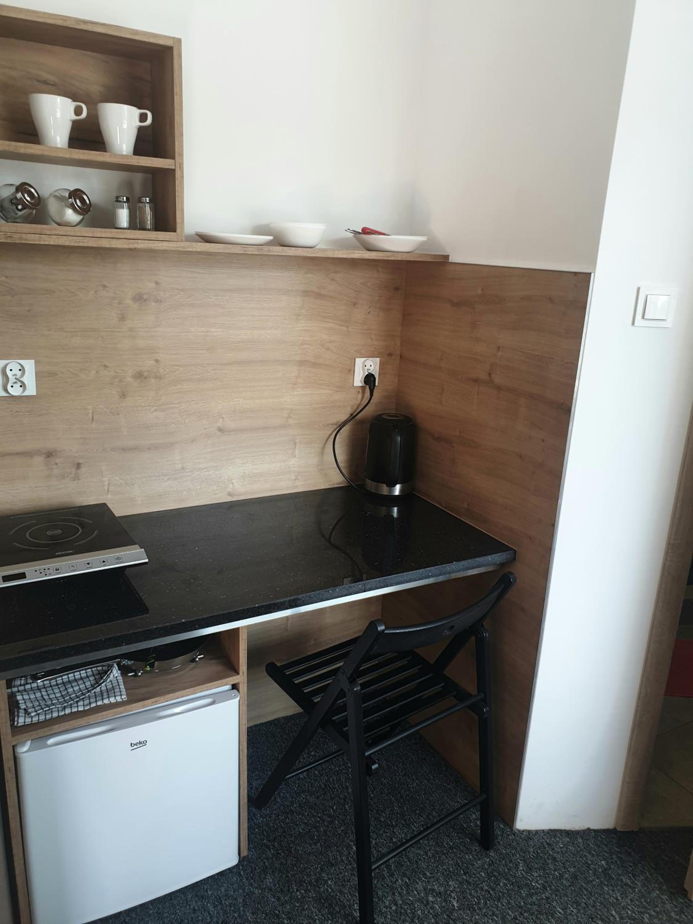 Photo 9