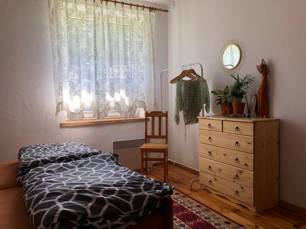 Apartament Hajstra z ogrodem