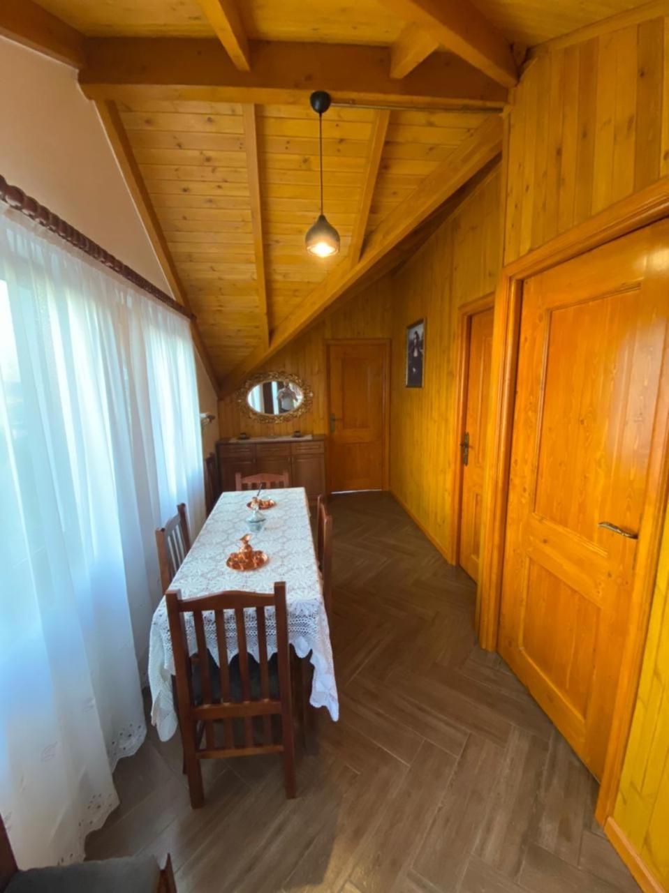 Bixhaku GuestHouse