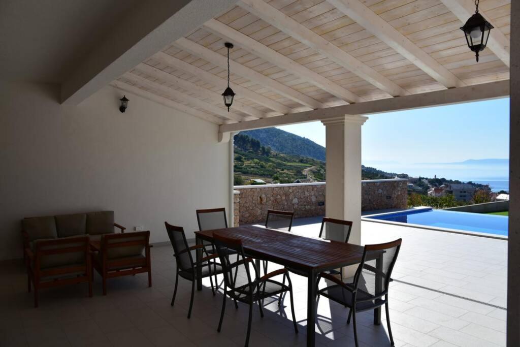 Villa Katarina - infinity pool with amazing view view 4