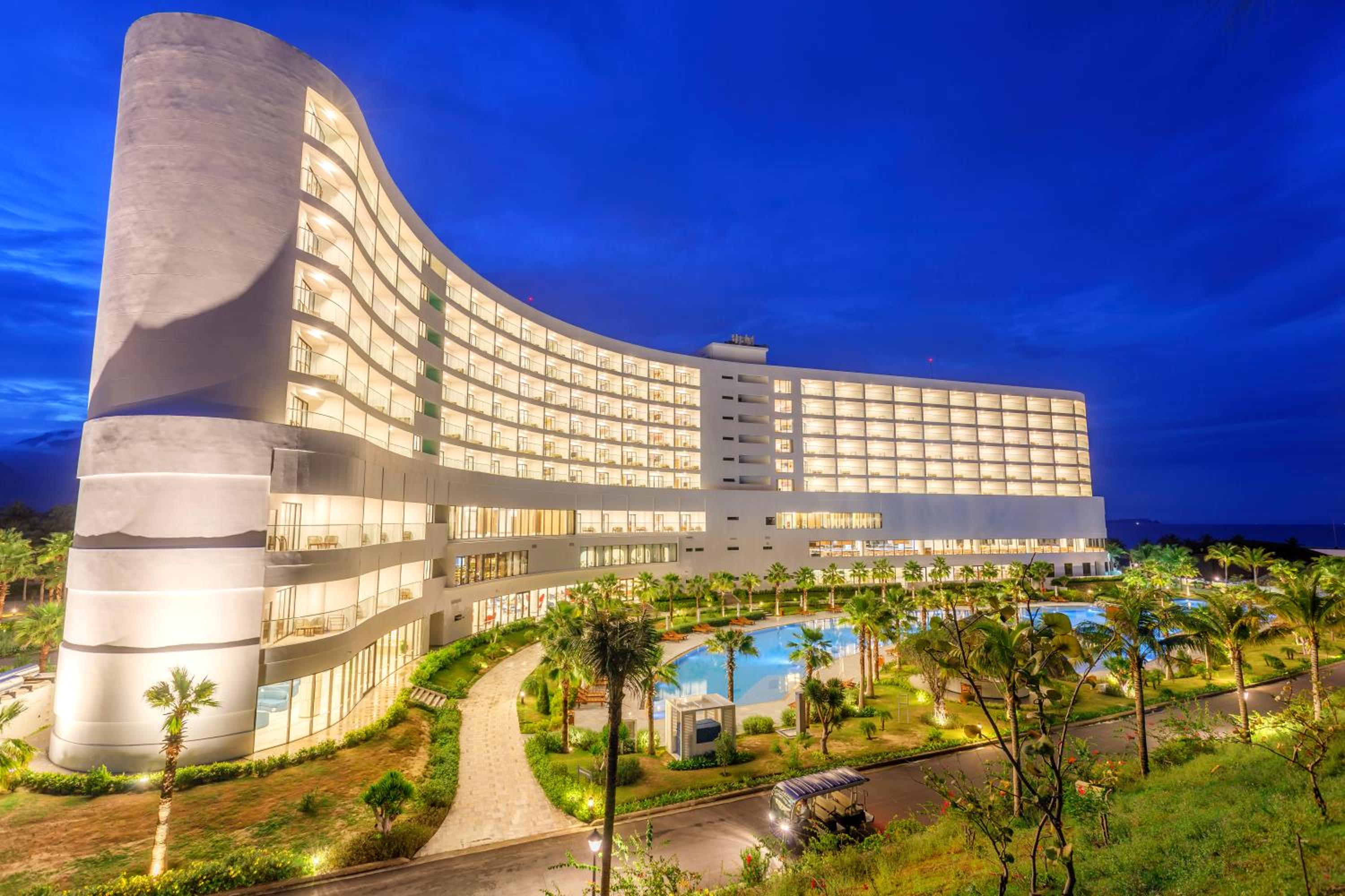 Selectum Noa Resort Cam Ranh 4