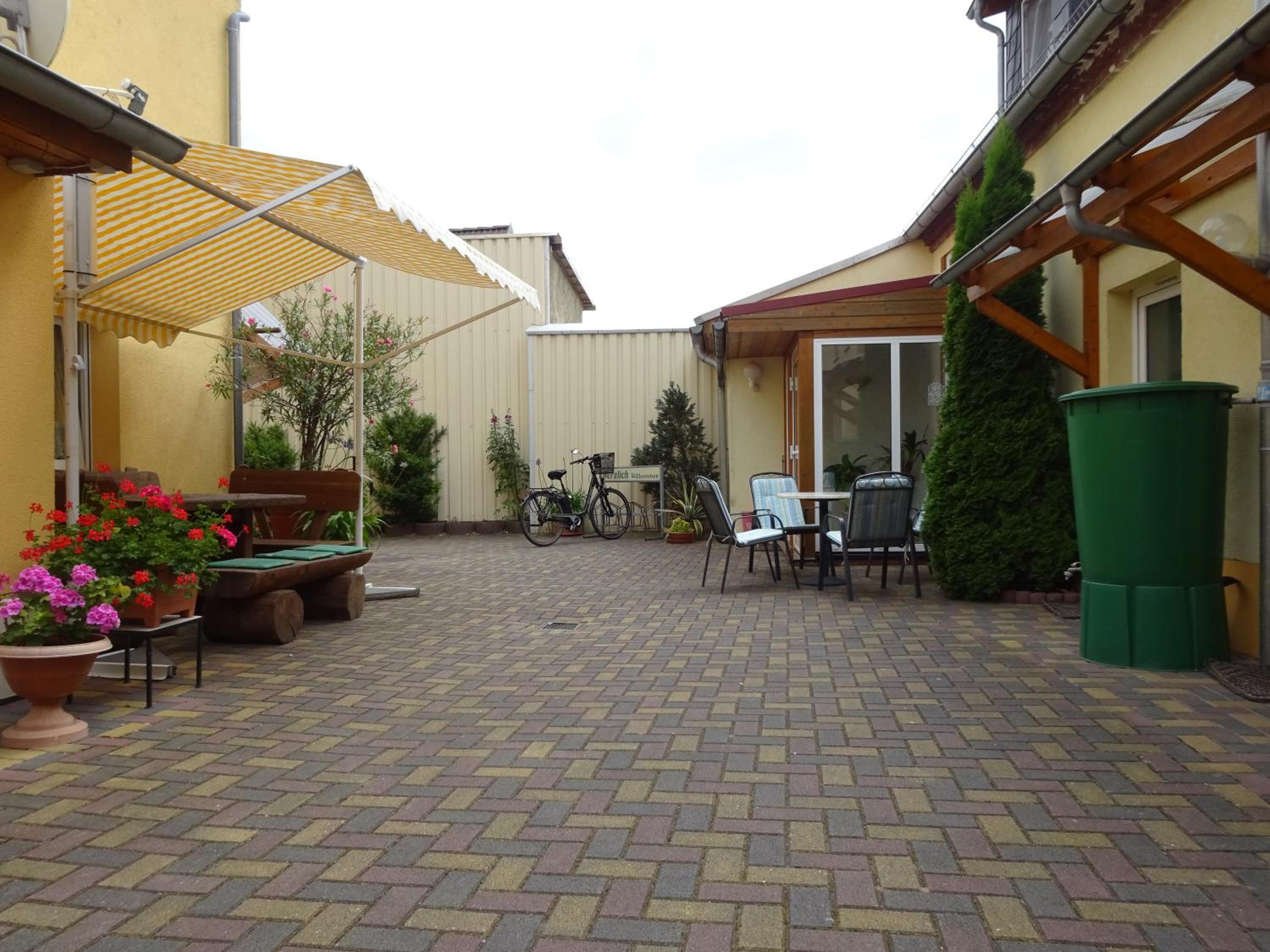 Photo 27