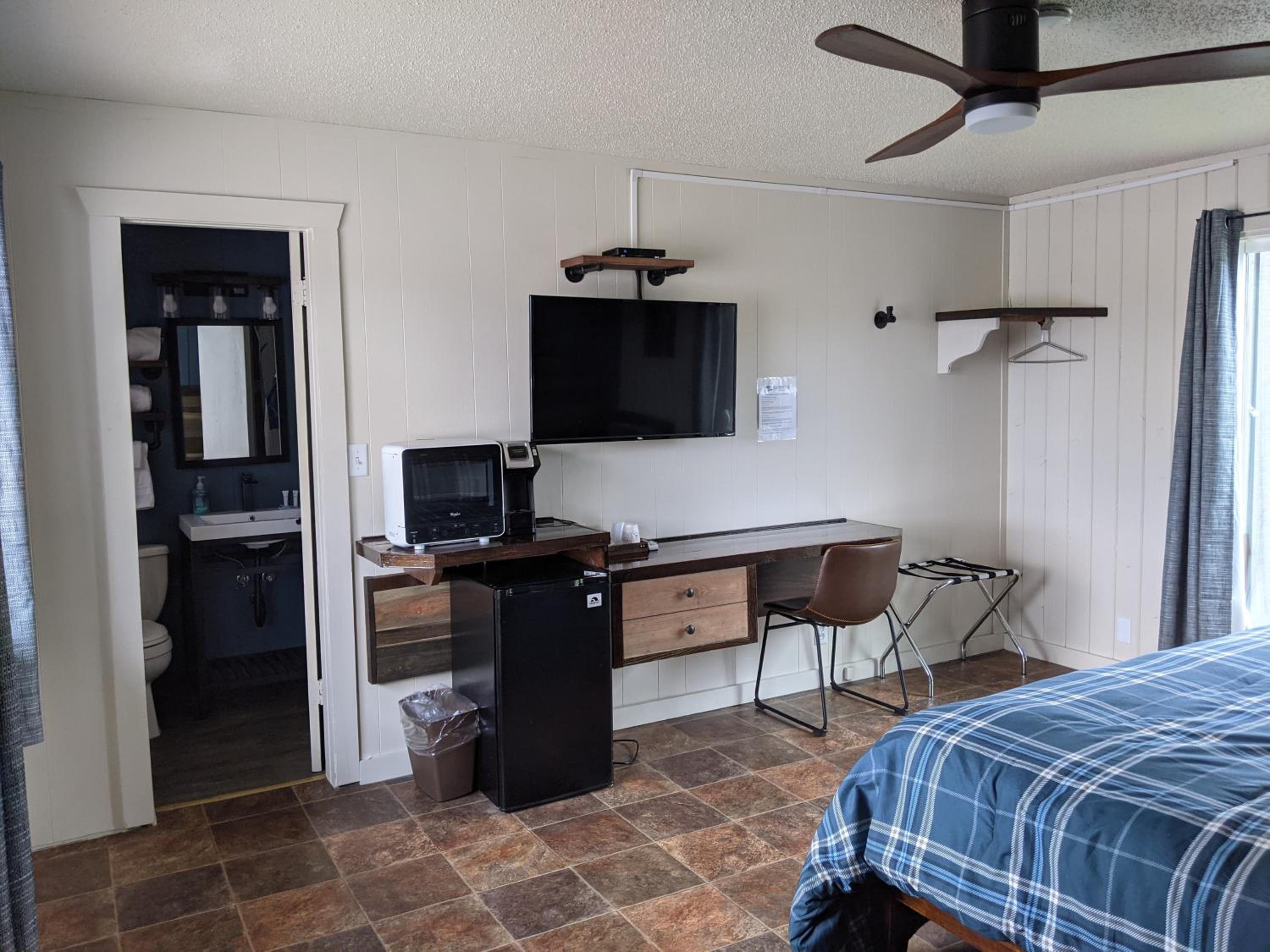 Orlando Vacations - Slackwater Inn - Property Image 9