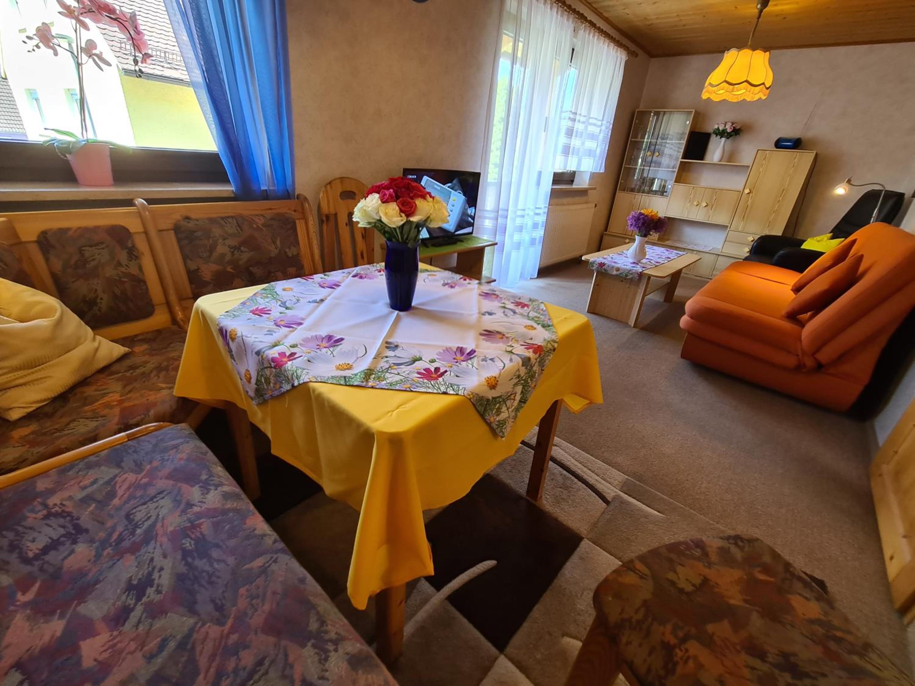 WaldZeit Gössweinstein, sonnige und ruhige Ferienwohnung in der Fränkischen Schweiz