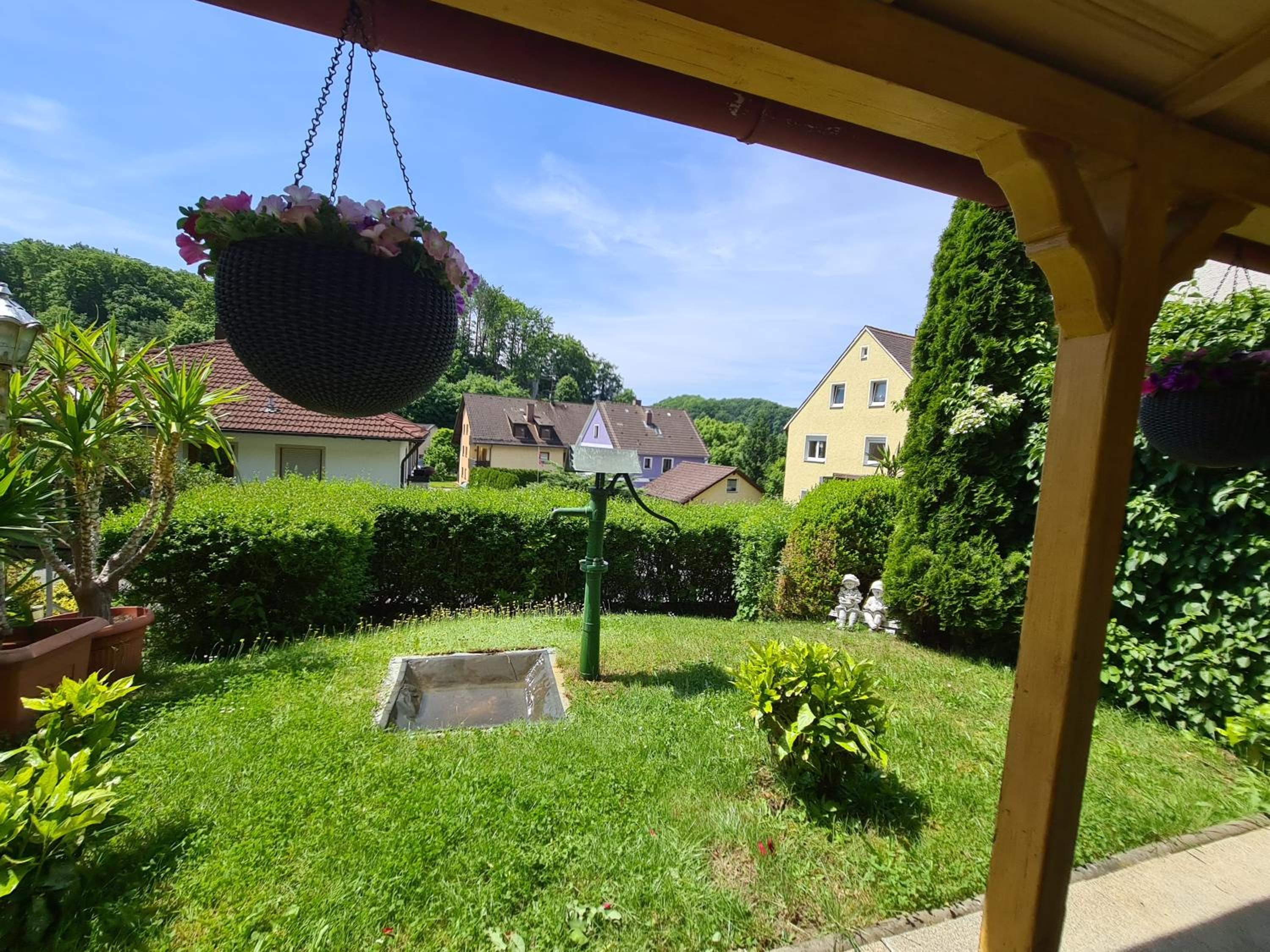 WaldZeit Gössweinstein, sonnige und ruhige Ferienwohnung in der Fränkischen Schweiz