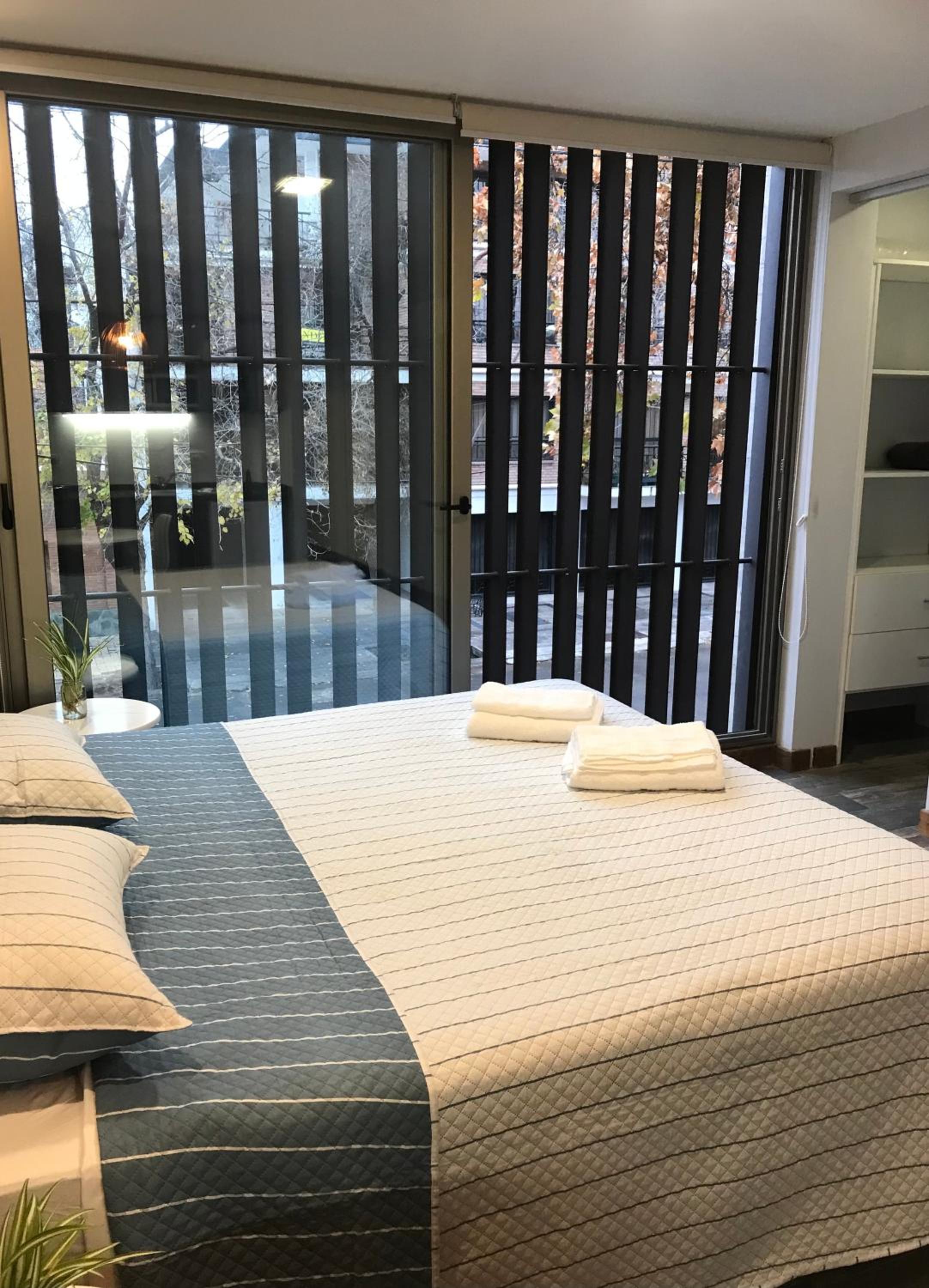 Excelente Apartamento, a metros del Parque San Martín!