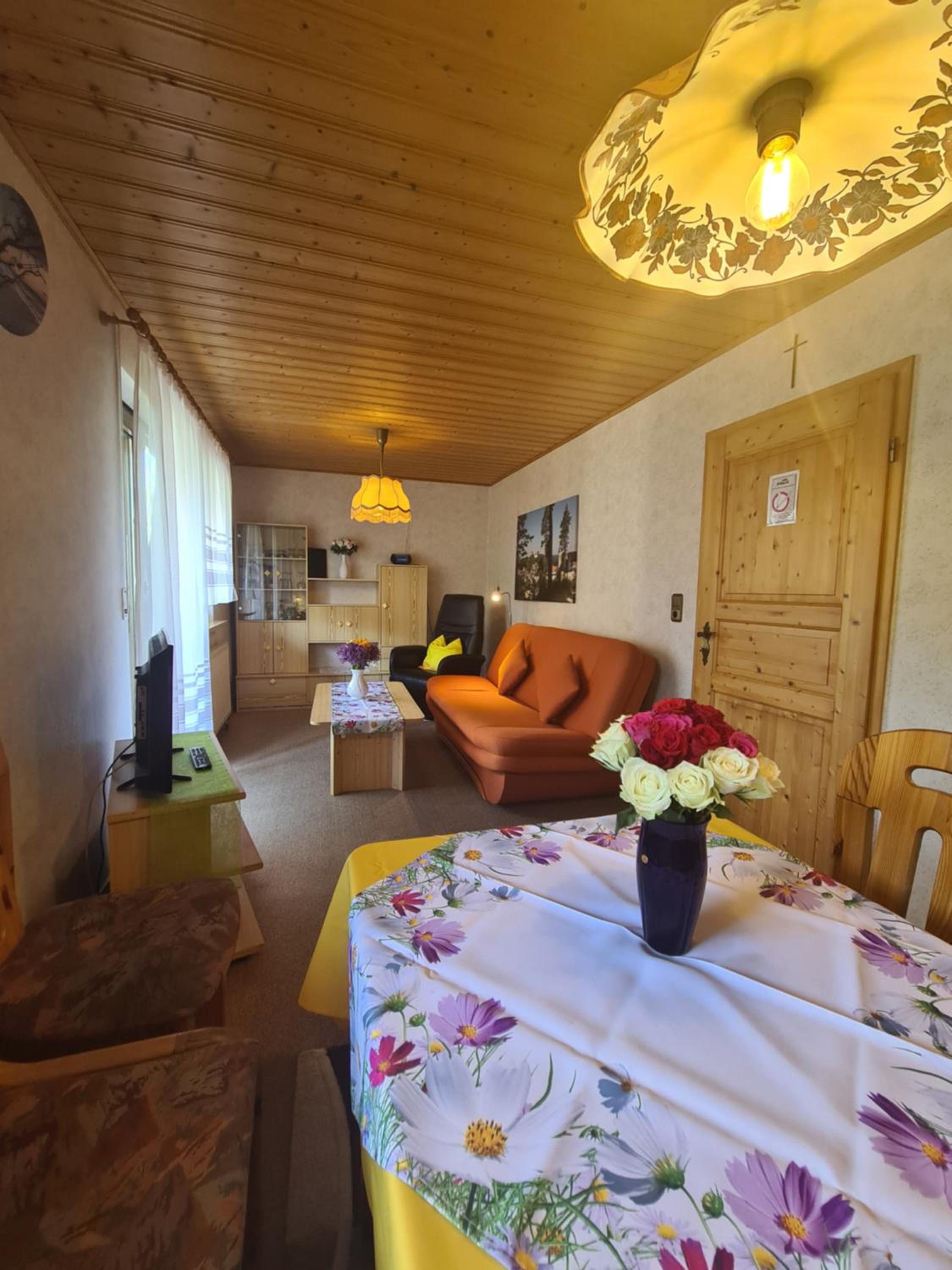WaldZeit Gössweinstein, sonnige und ruhige Ferienwohnung in der Fränkischen Schweiz