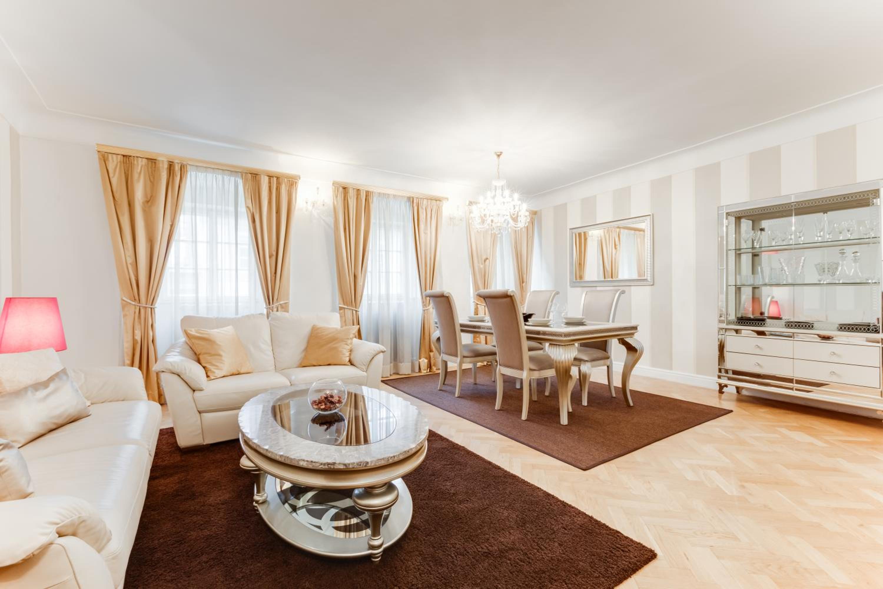 Charles Bridge Royal Apartments - Castle District