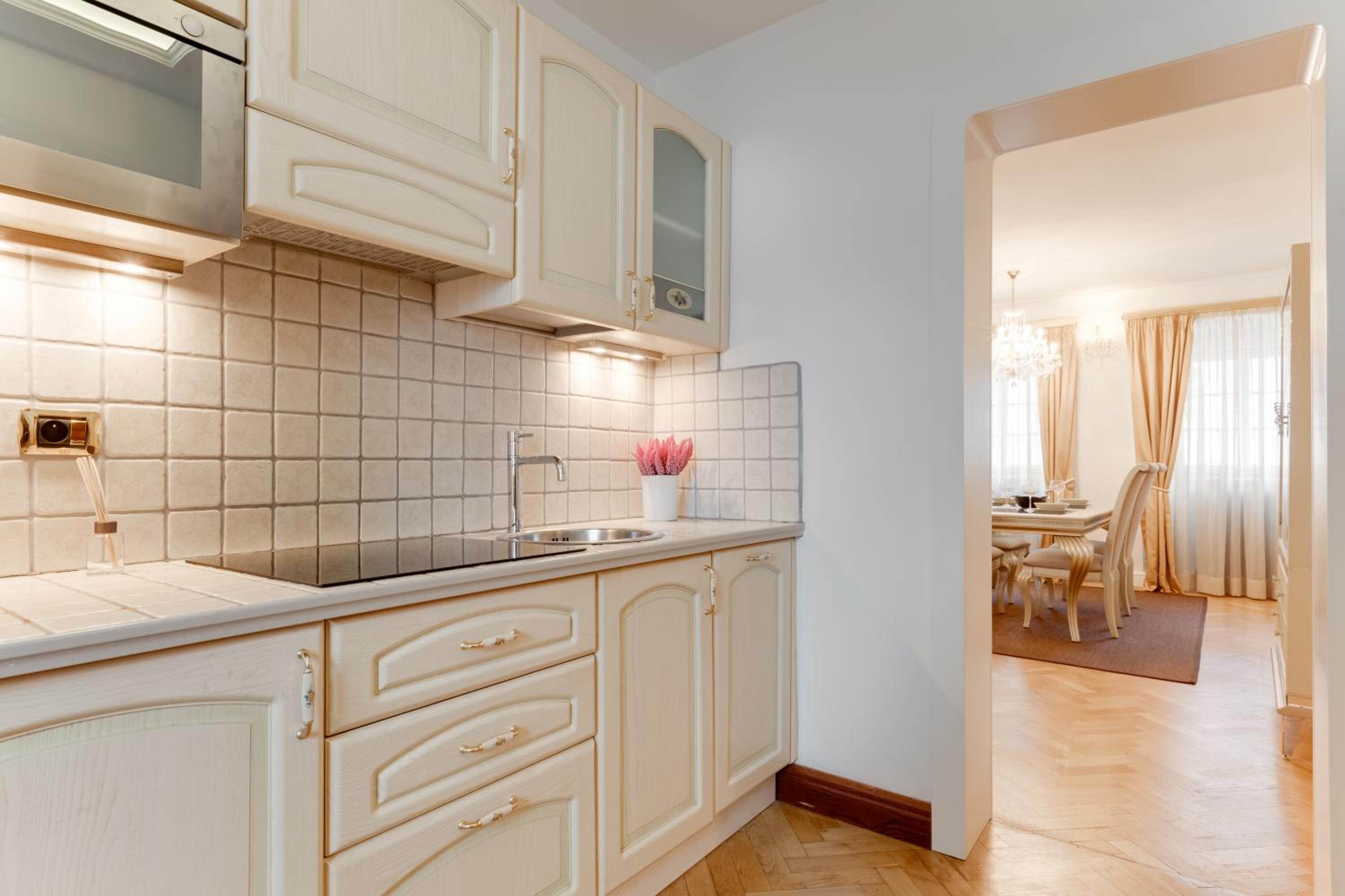 Charles Bridge Royal Apartments - Castle District