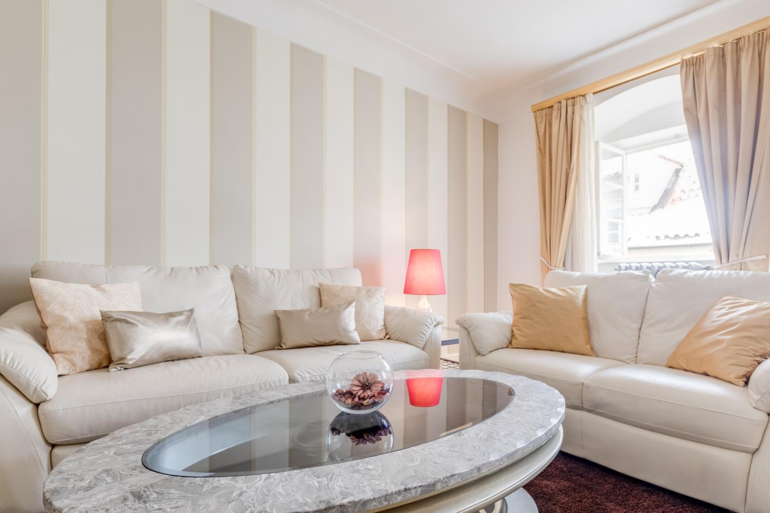 Charles Bridge Royal Apartments - Castle District