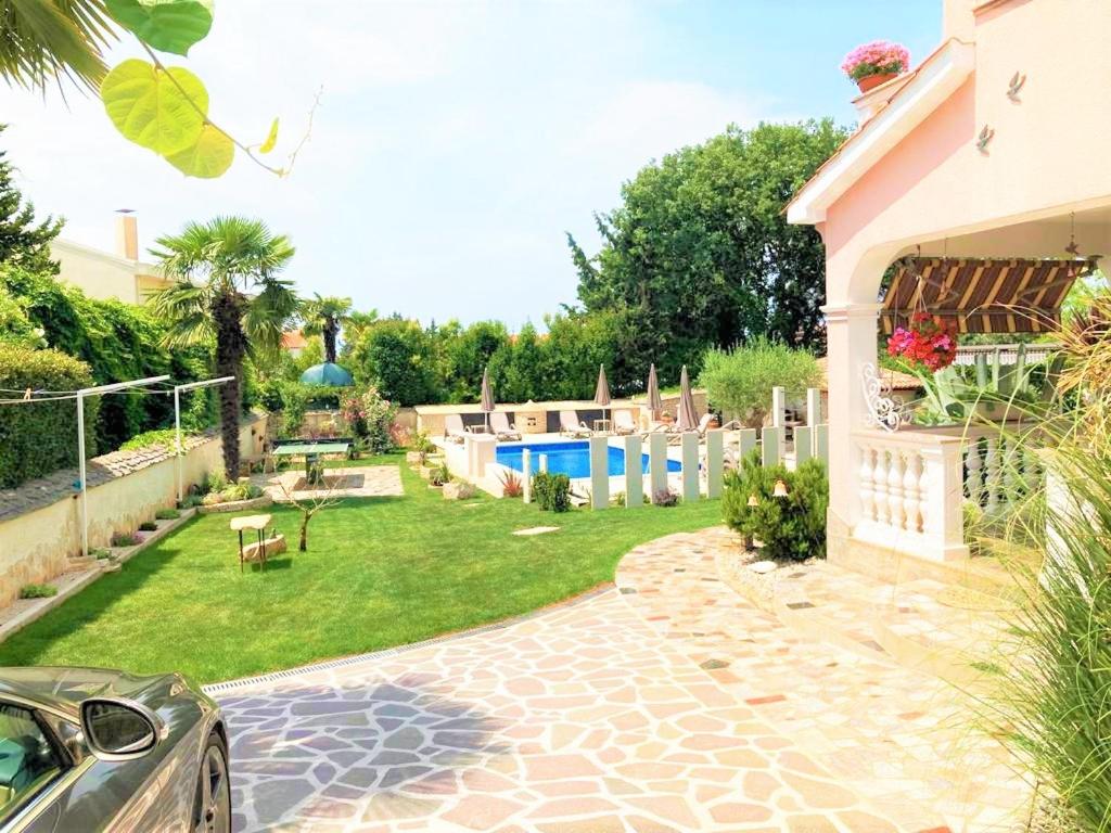 Apartment Villa Engel with Pool view 5