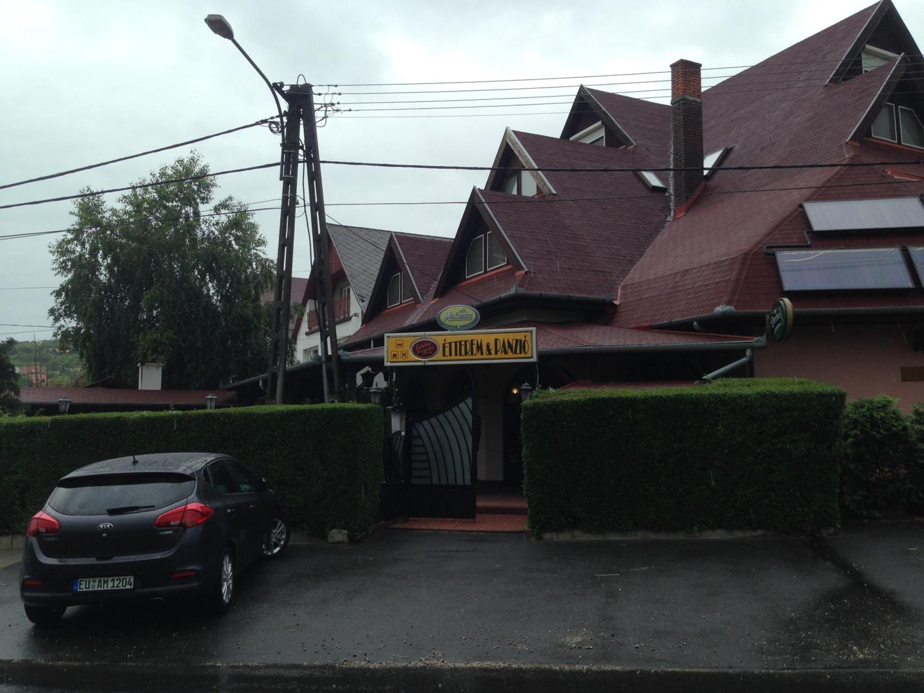 Photo 18