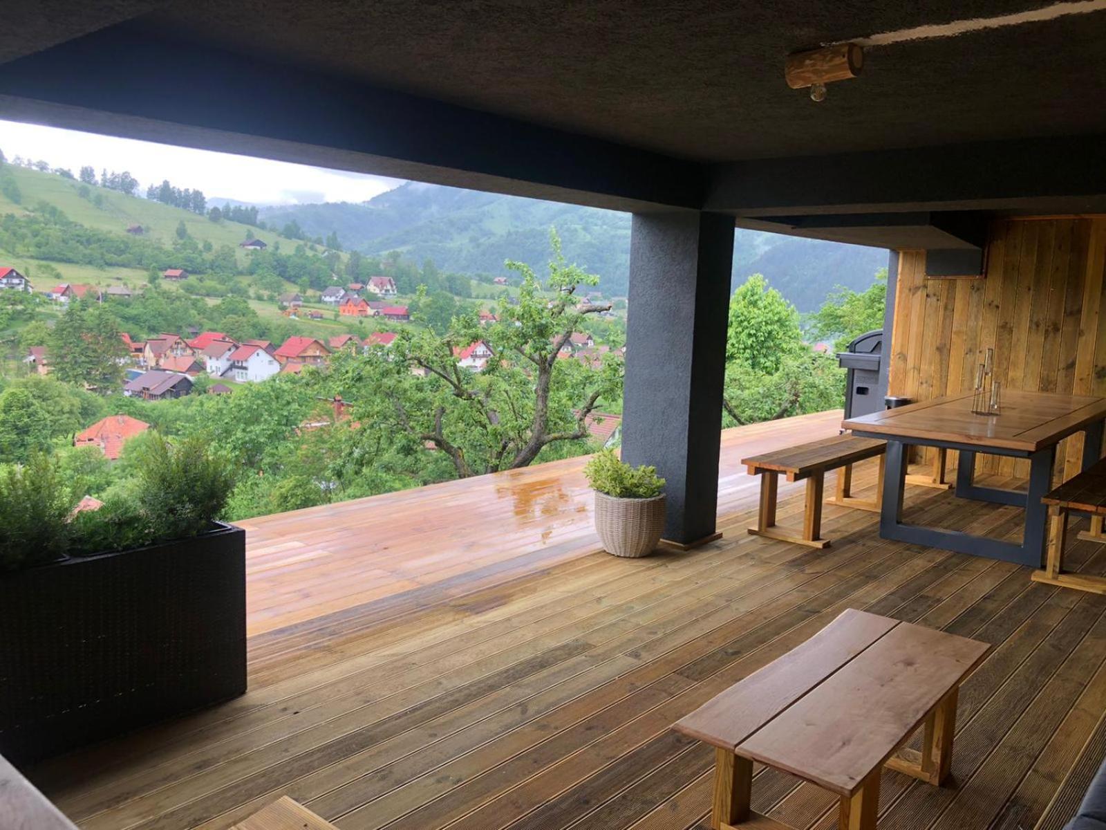 On Top Chalet view 4