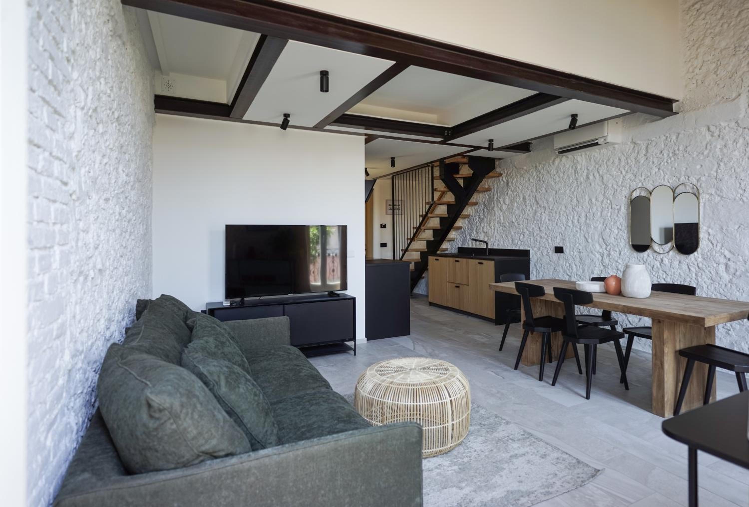 Cagliari Vacations - SU MERI STAMPACE - Luxury apartment city center - Property Image 2