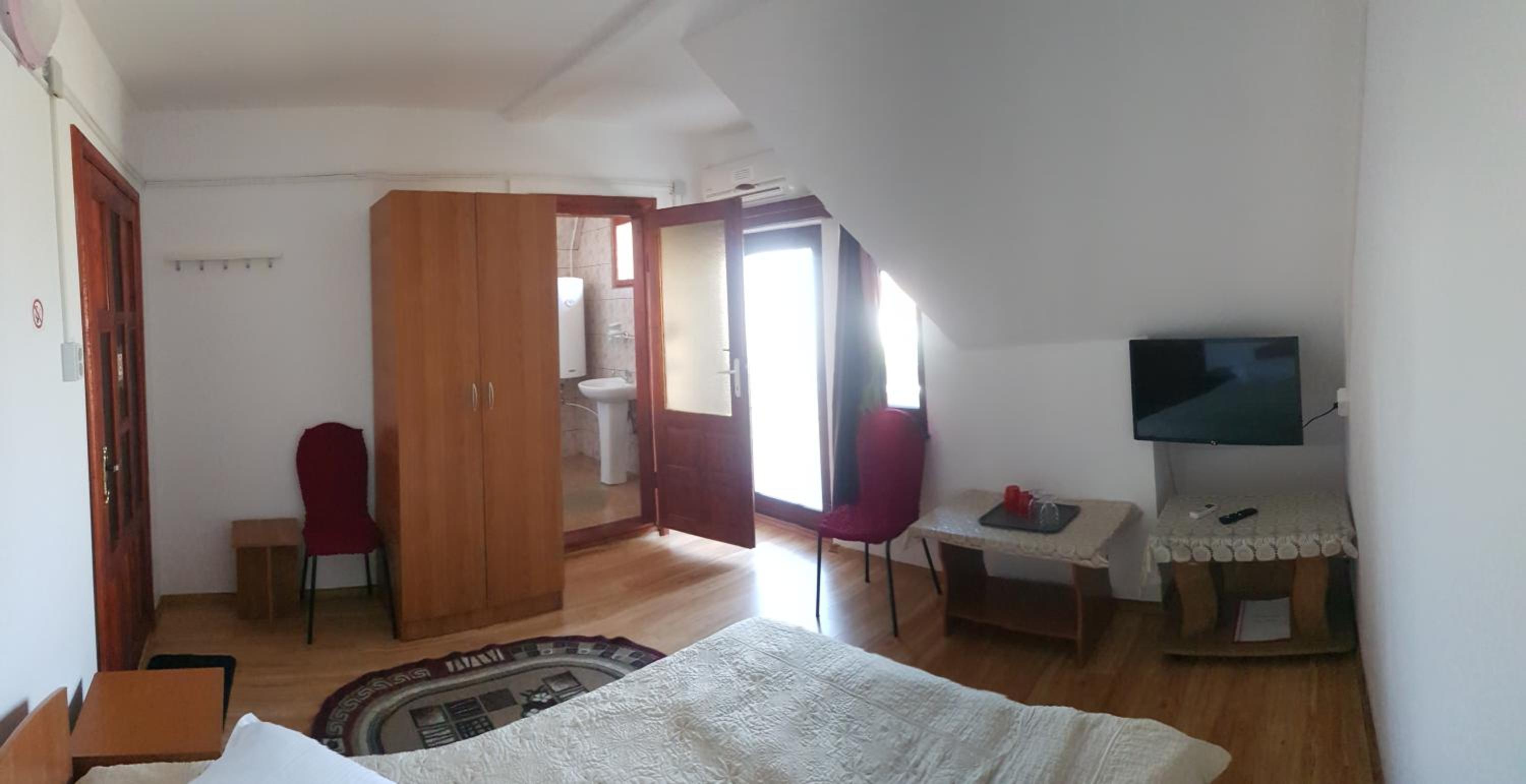 Casa Maxim view 3