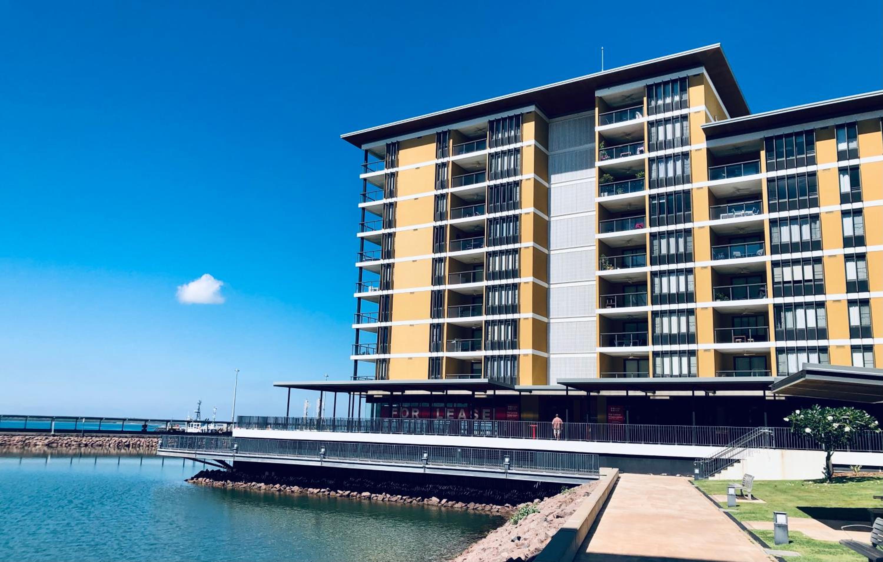 Absolute Waterfront - Tropical Aurora Top Floor Over The Water