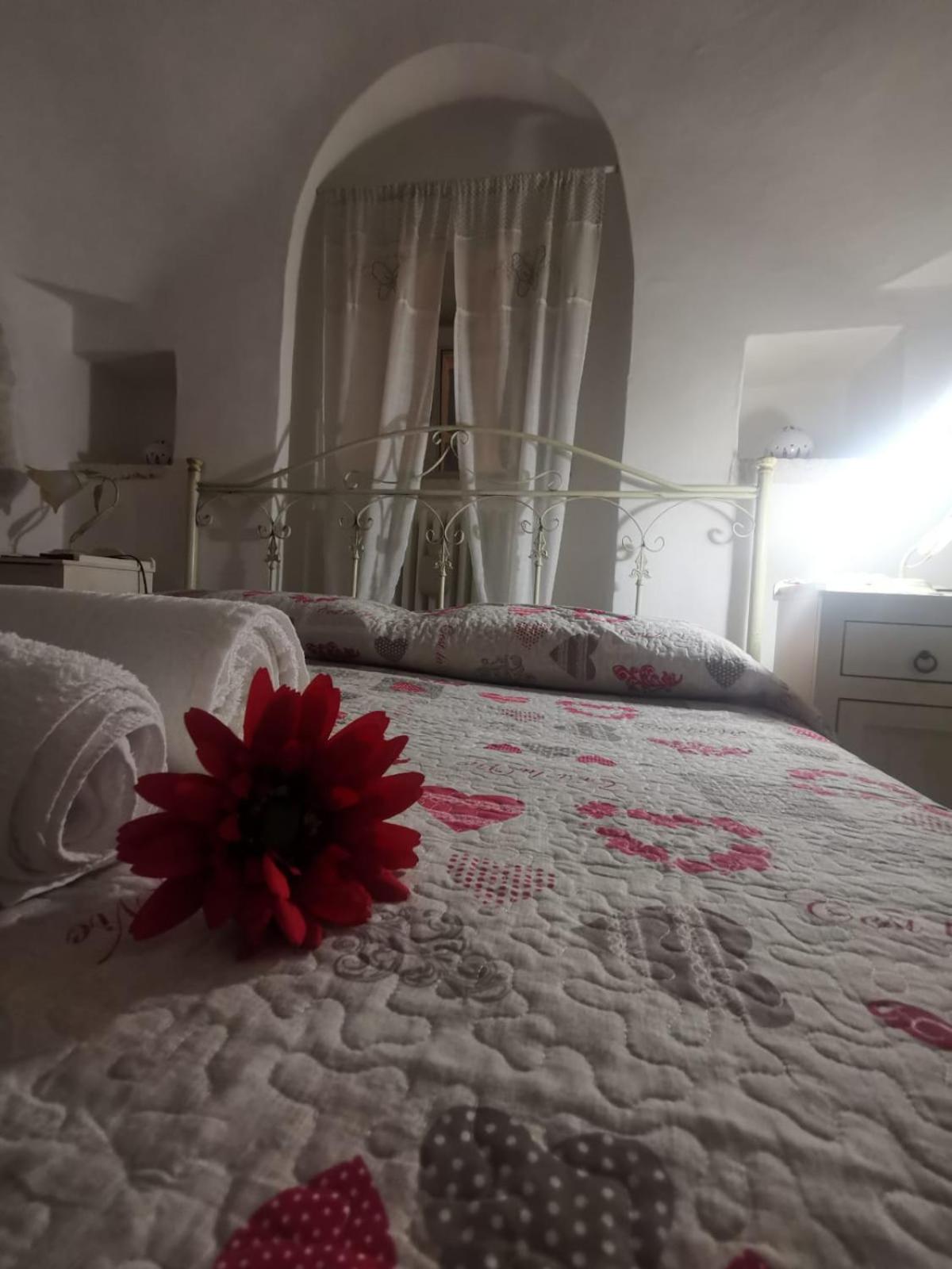 Trullo Vito in Valle D itria con piscina view 5
