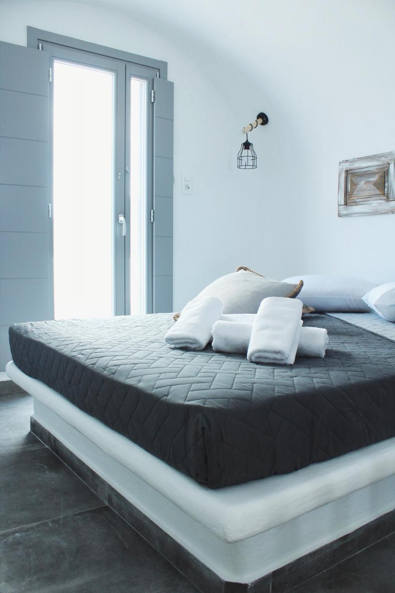 Aeron Suites