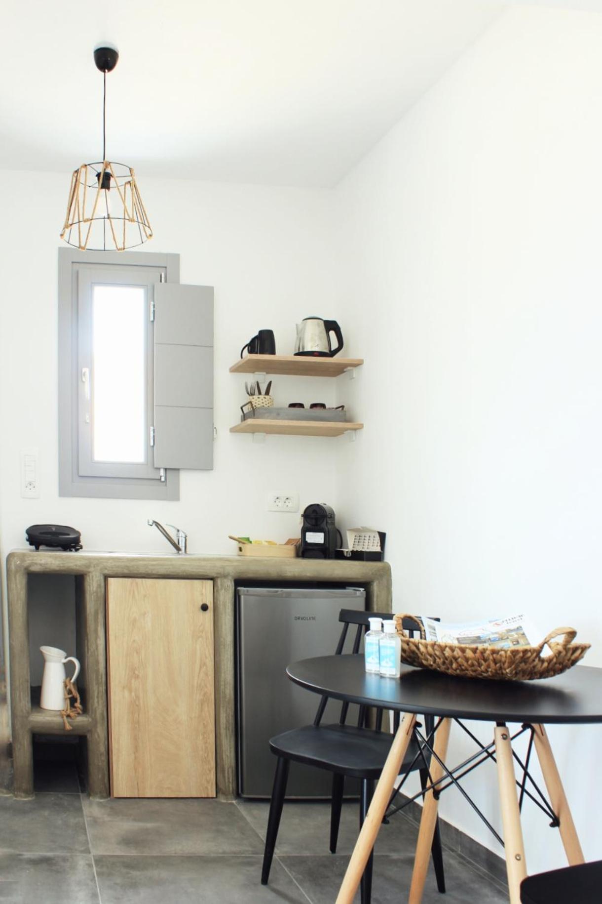 Aeron Suites