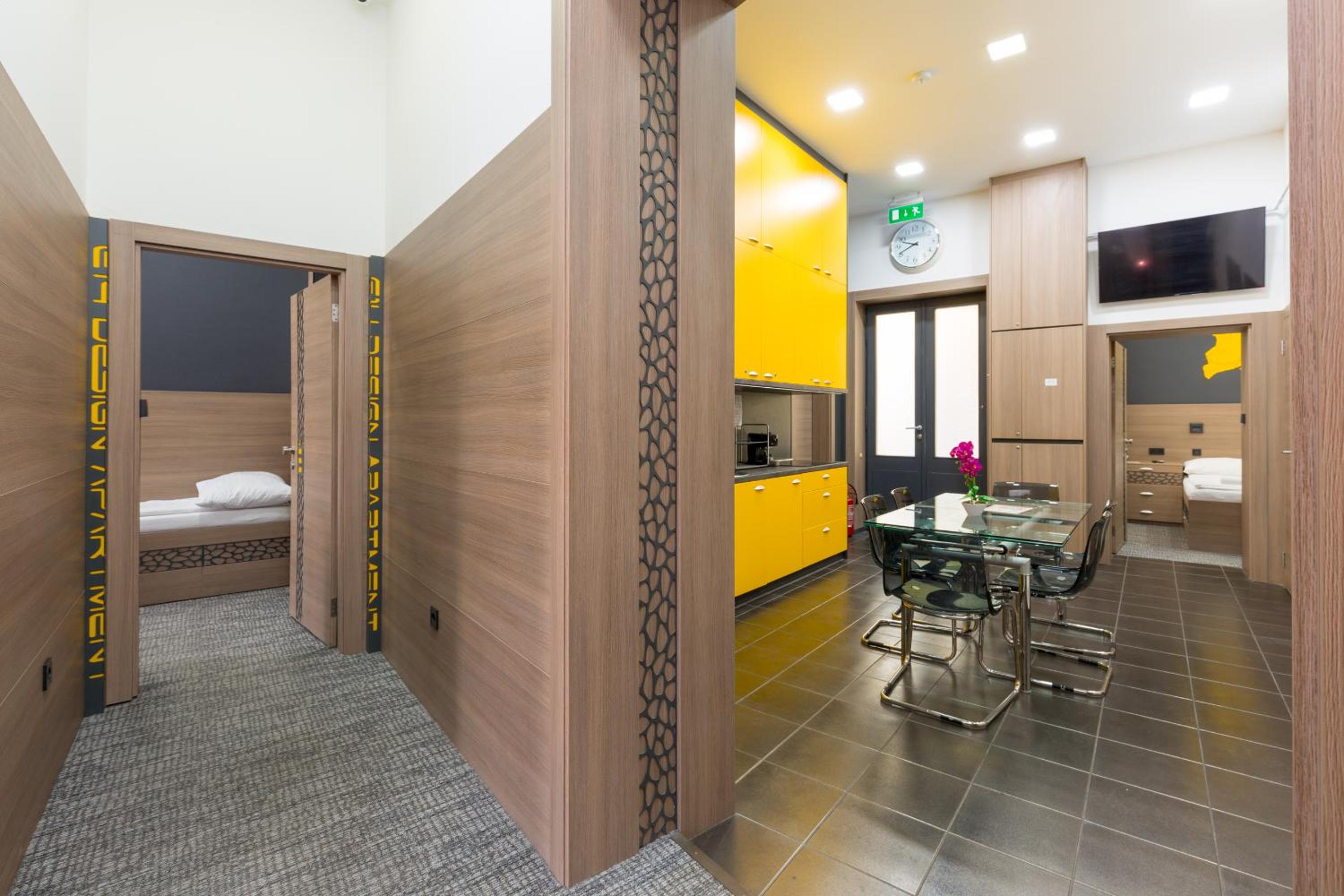 E14 Design Hostel