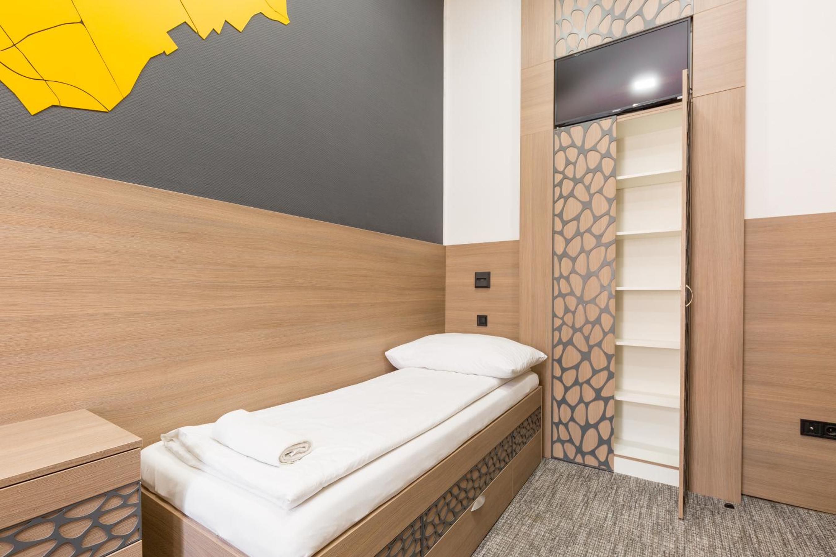 E14 Design Hostel