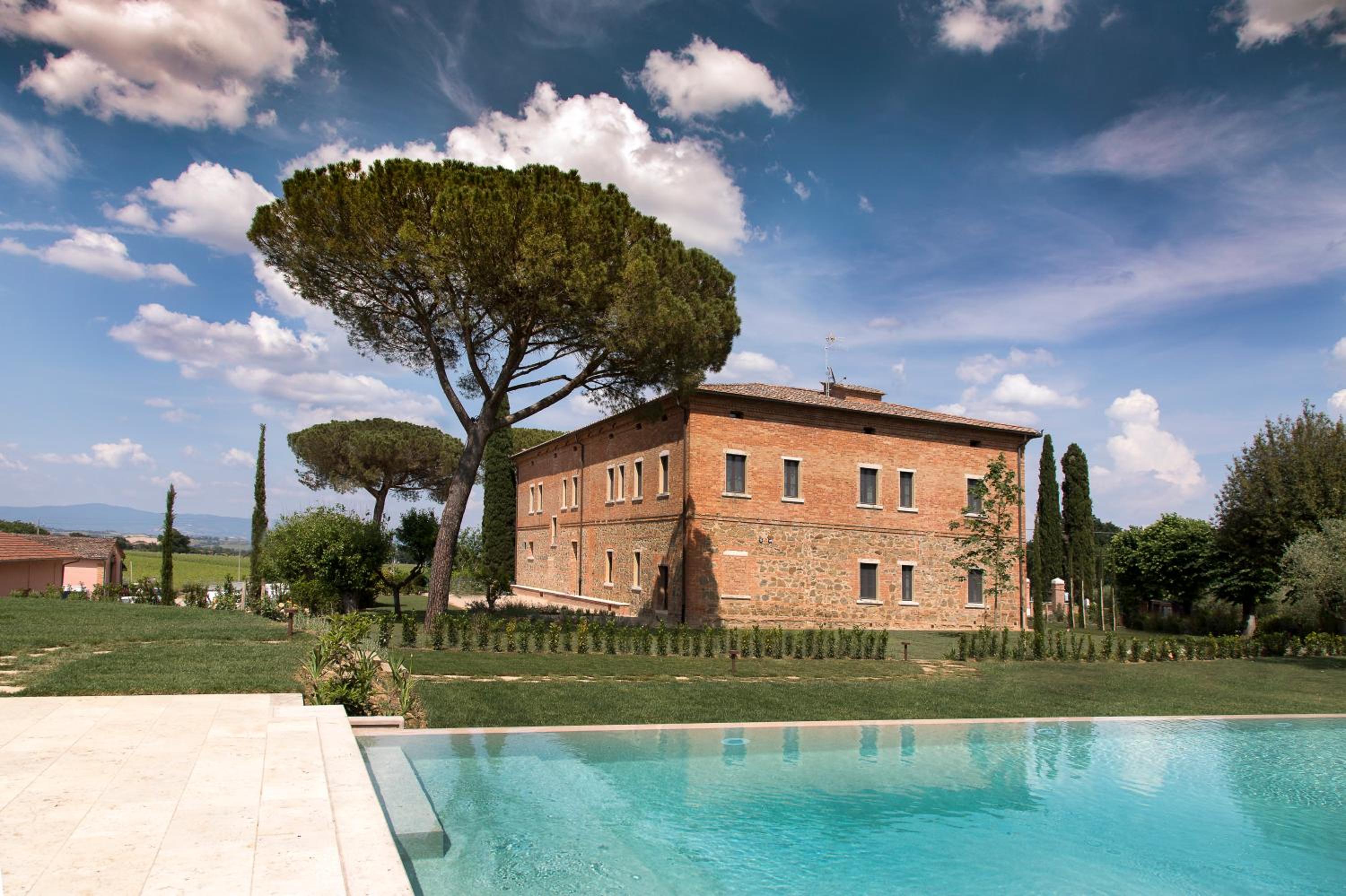 Villa Svetoni Wine Resort view 2