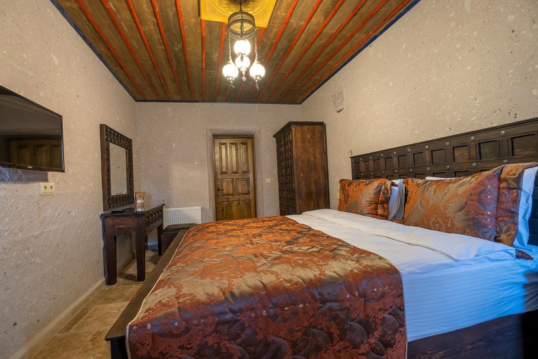 Underground Cave Suites Hotel - Image 101