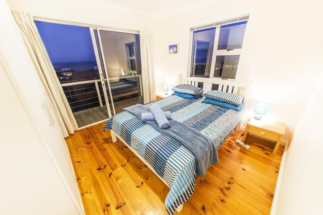 Casa Surf Lodge J'Bay view 2