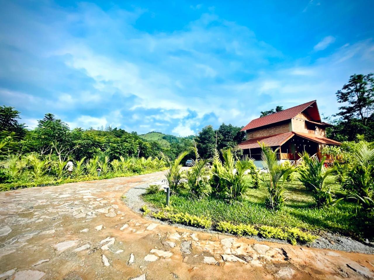 BARSATI Ranches