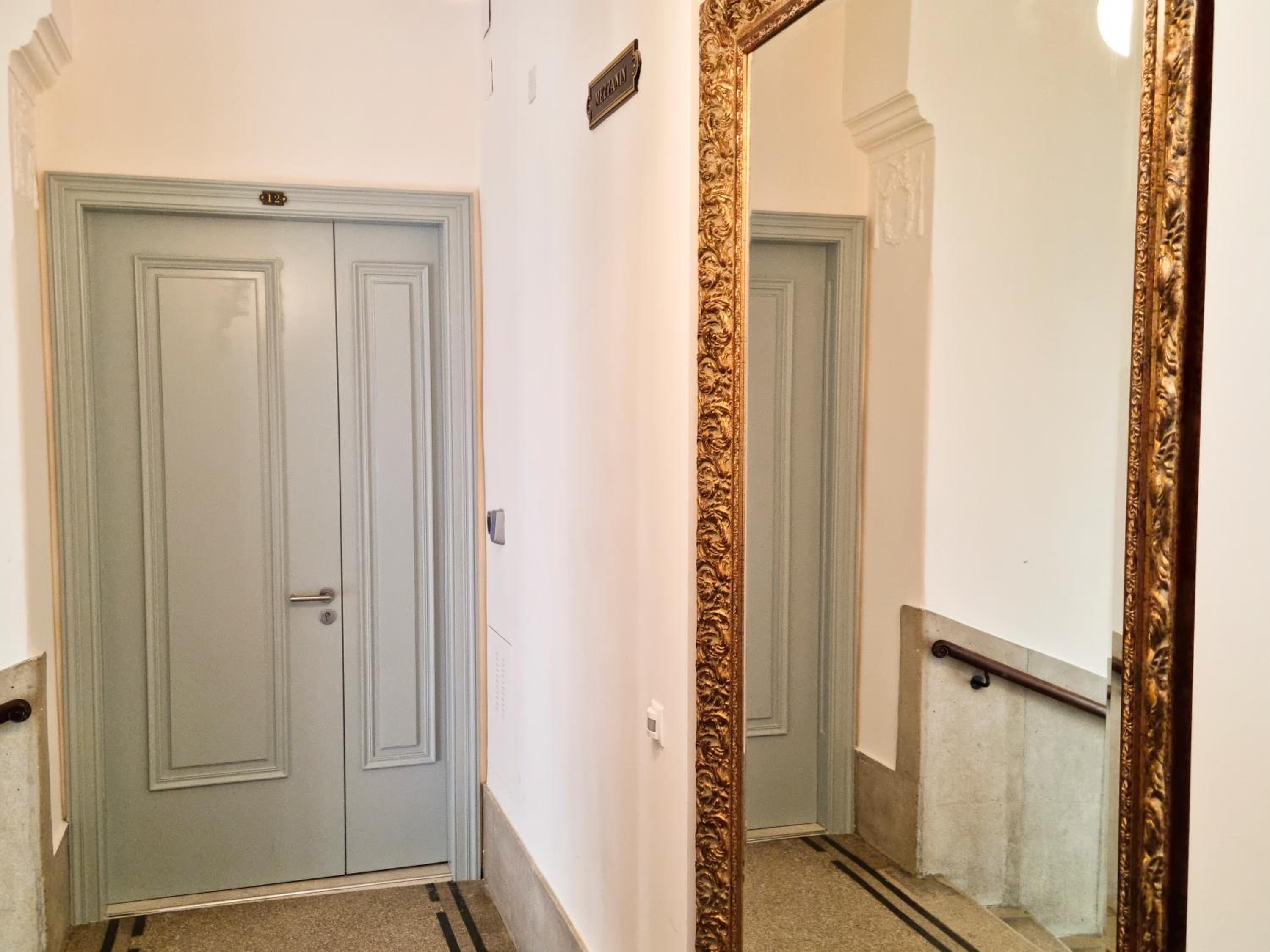 Pension Mozart - Vienna Center, Self Check-in