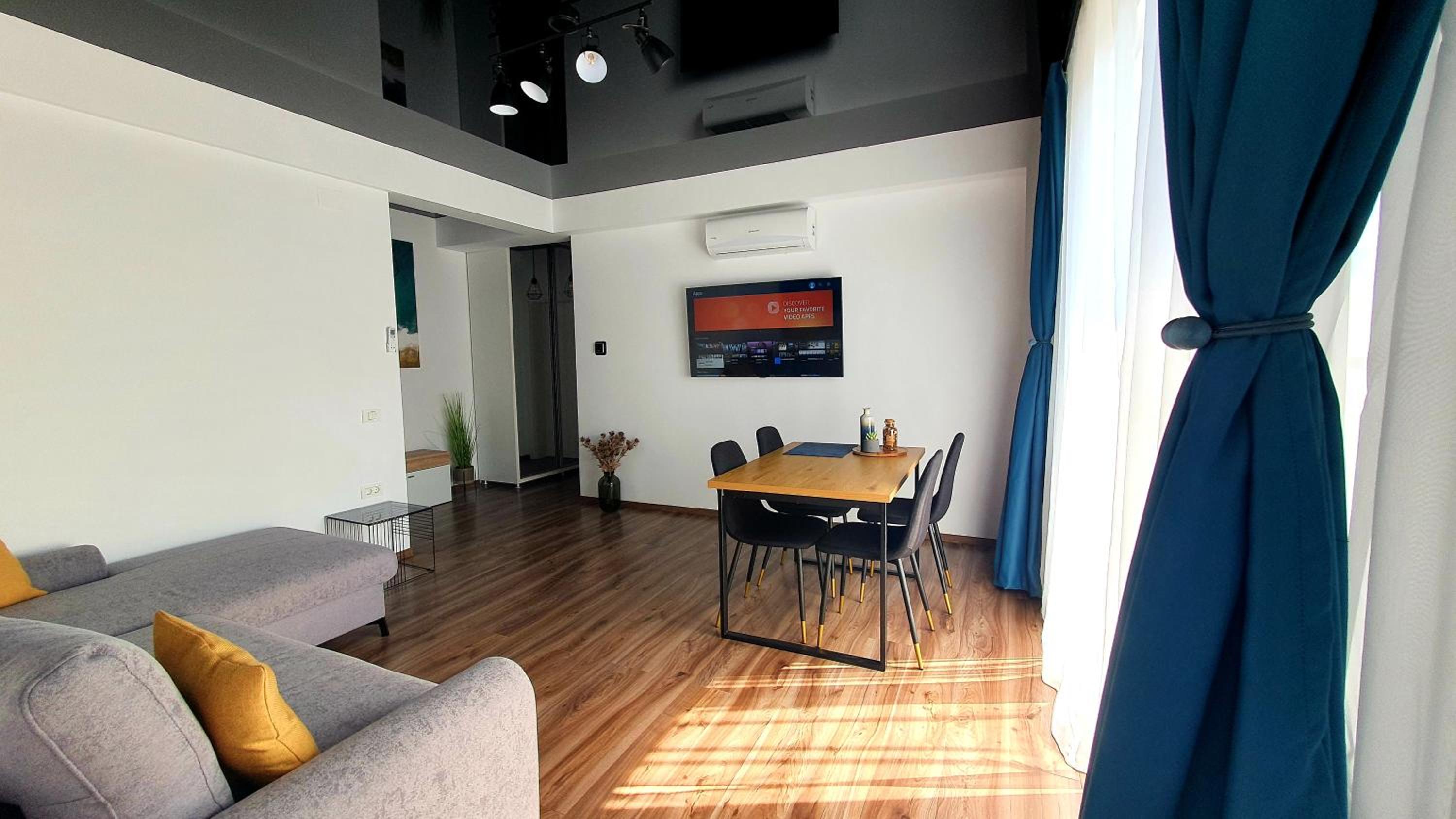 Nomad Mamaia Nord view 3
