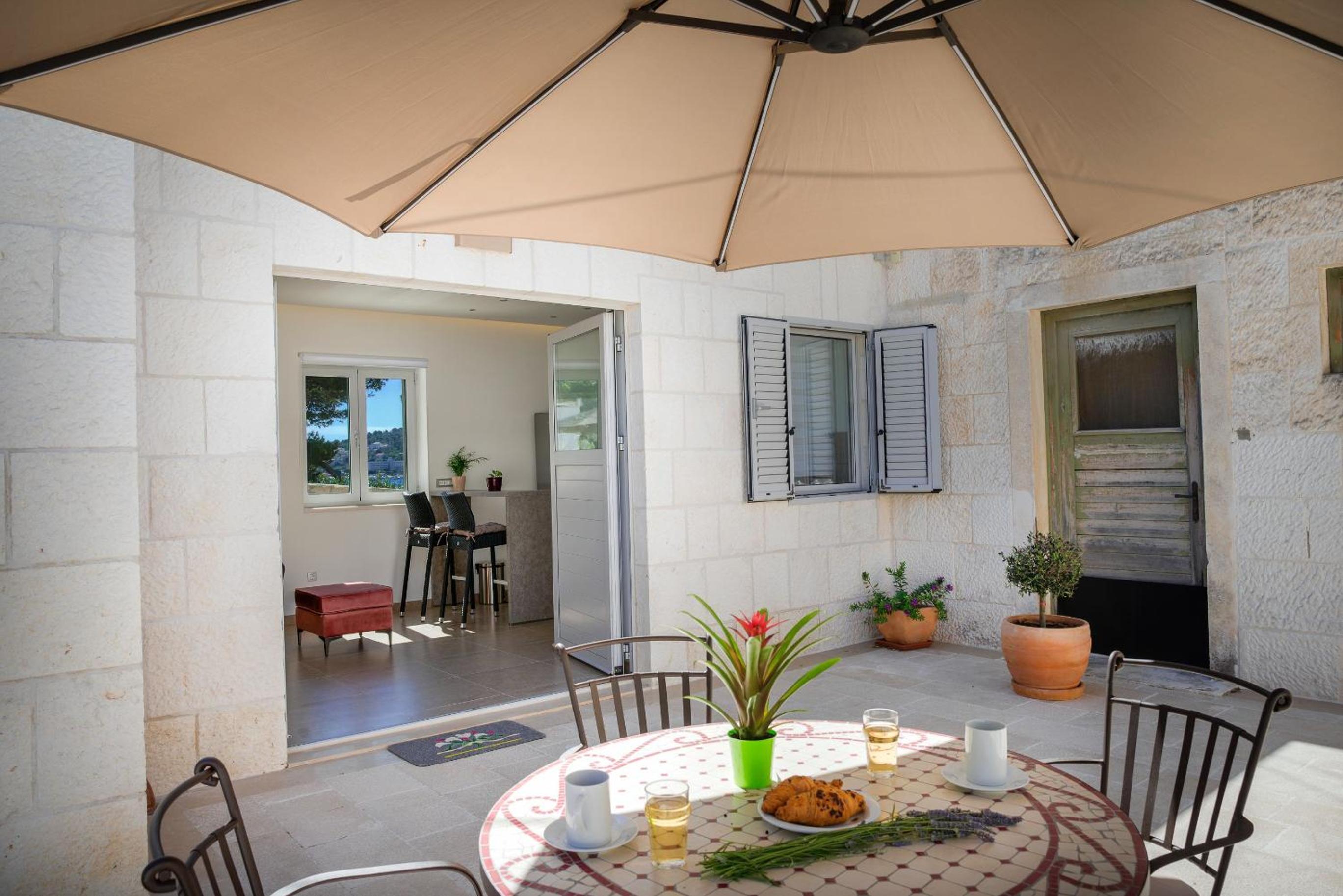 Beach Residences Caroline view 3