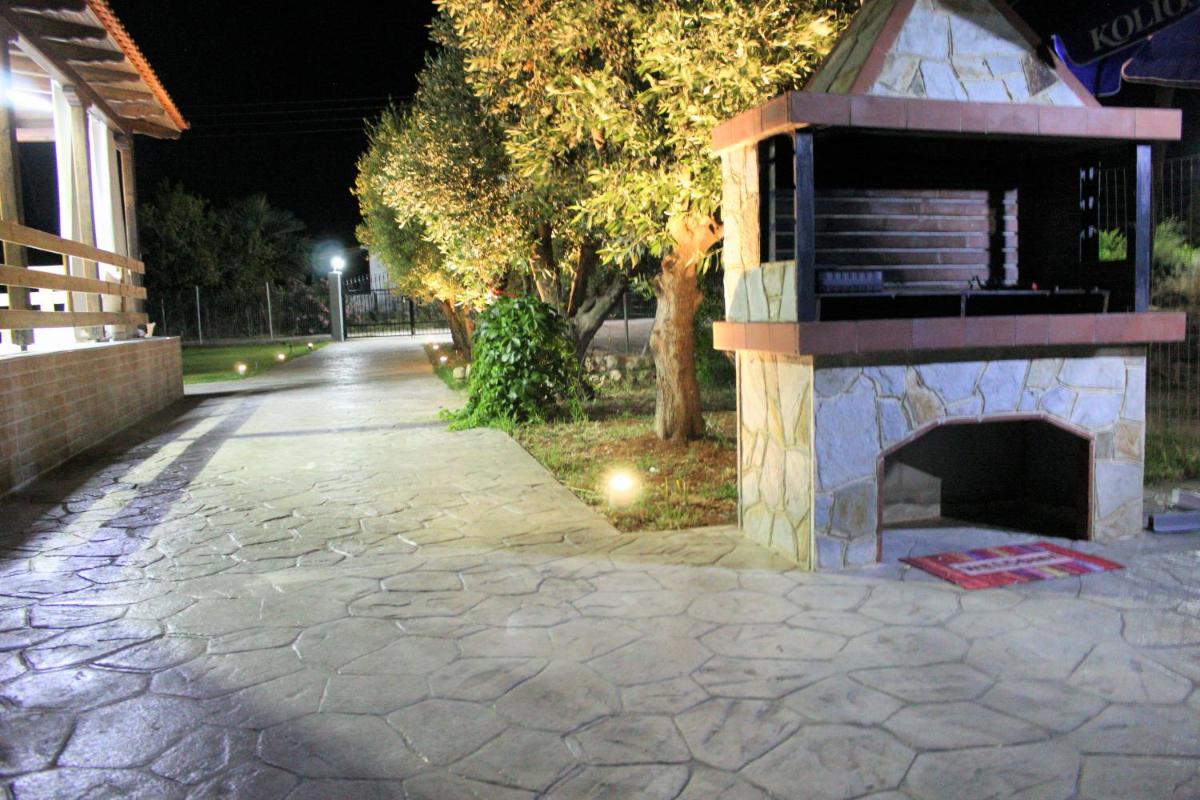 Photo 35
