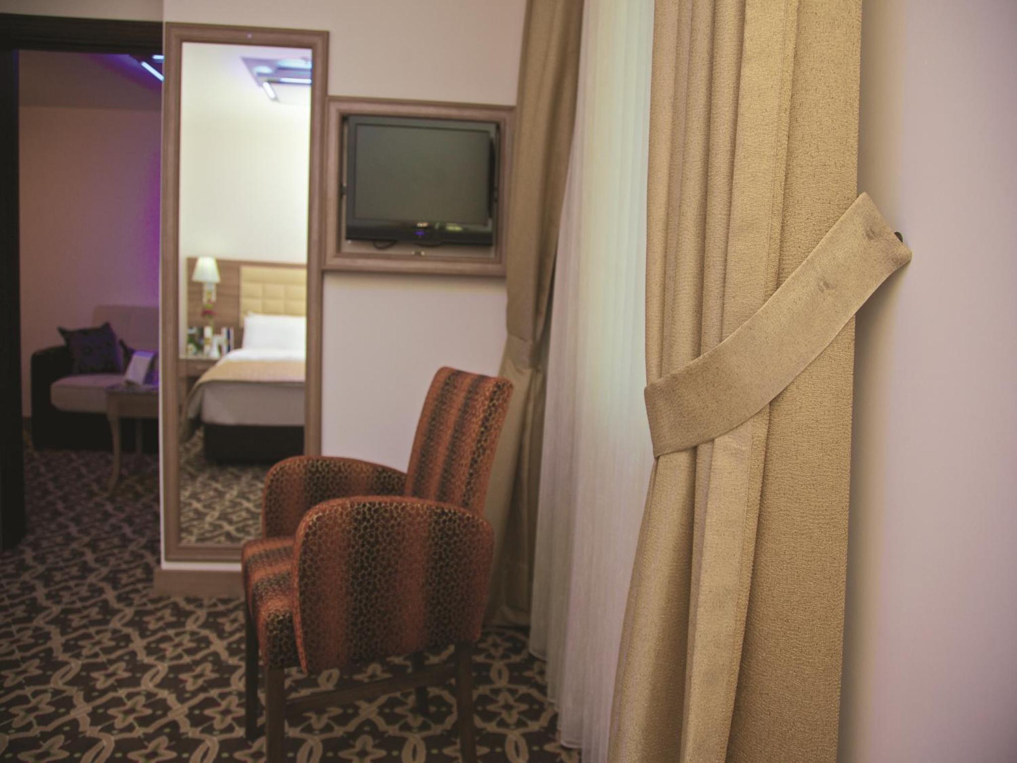 The City Hotel - Image 30