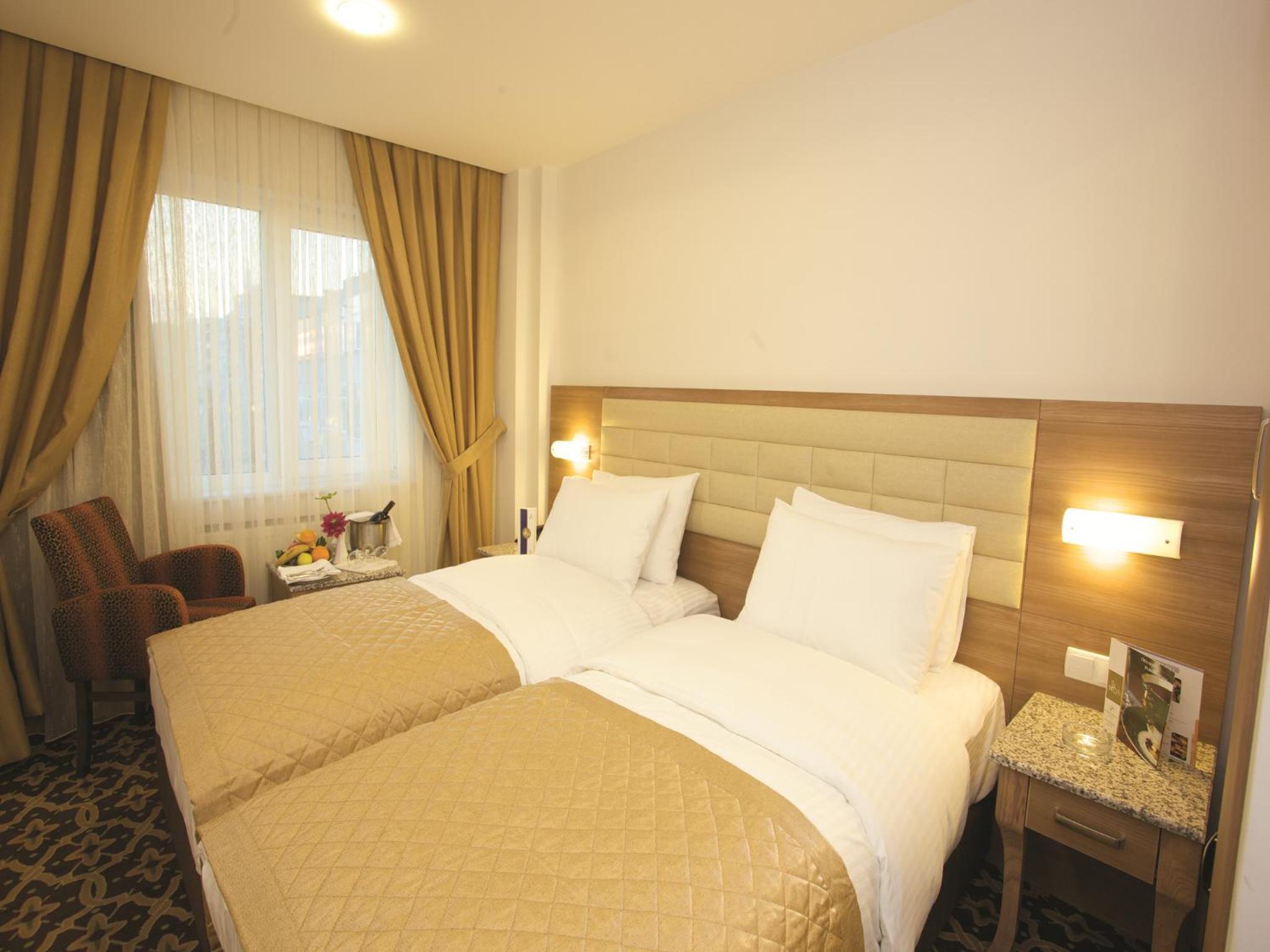 The City Hotel - Image 23